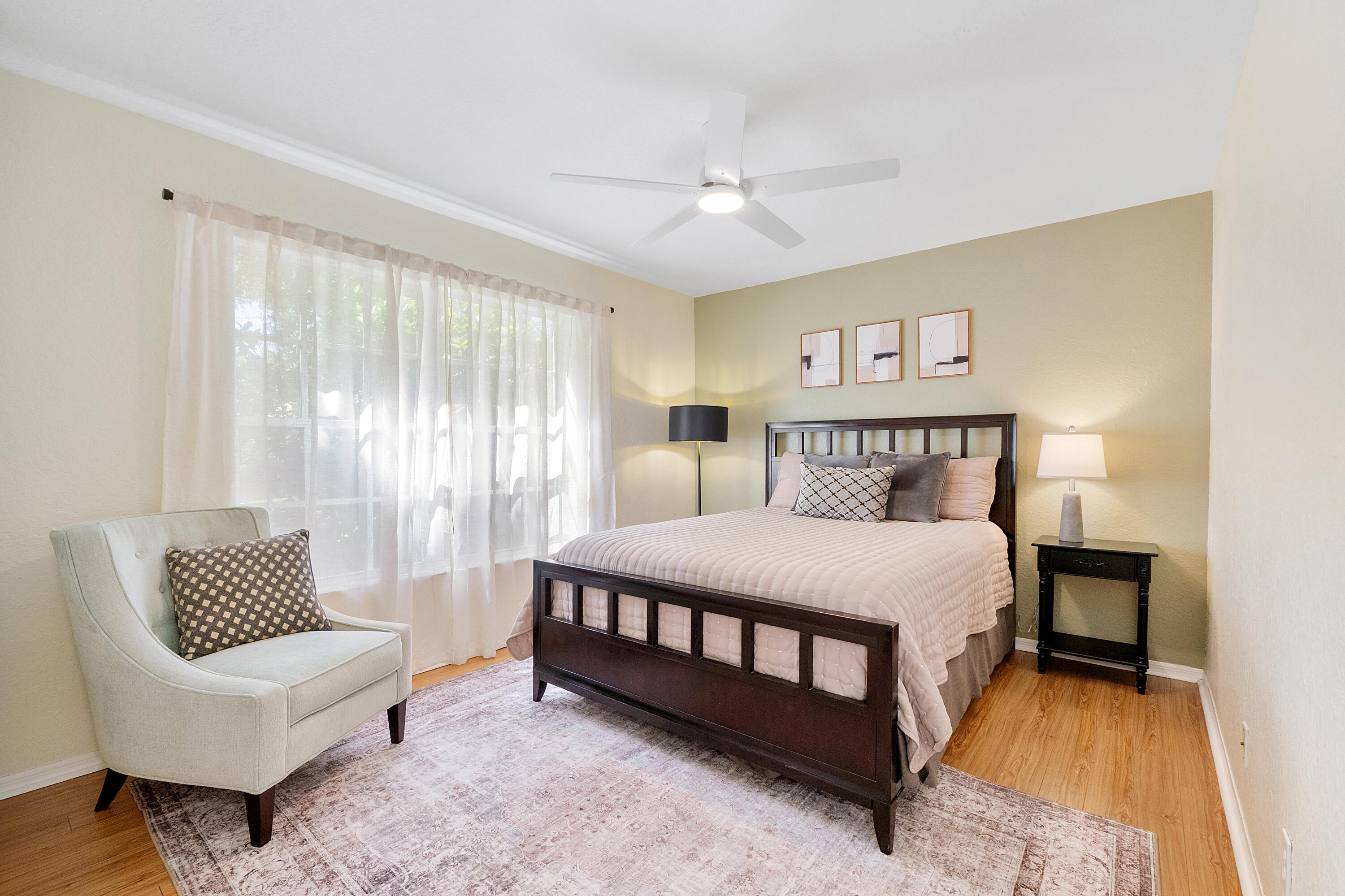 COUNTRY ISLES COVE - Residential