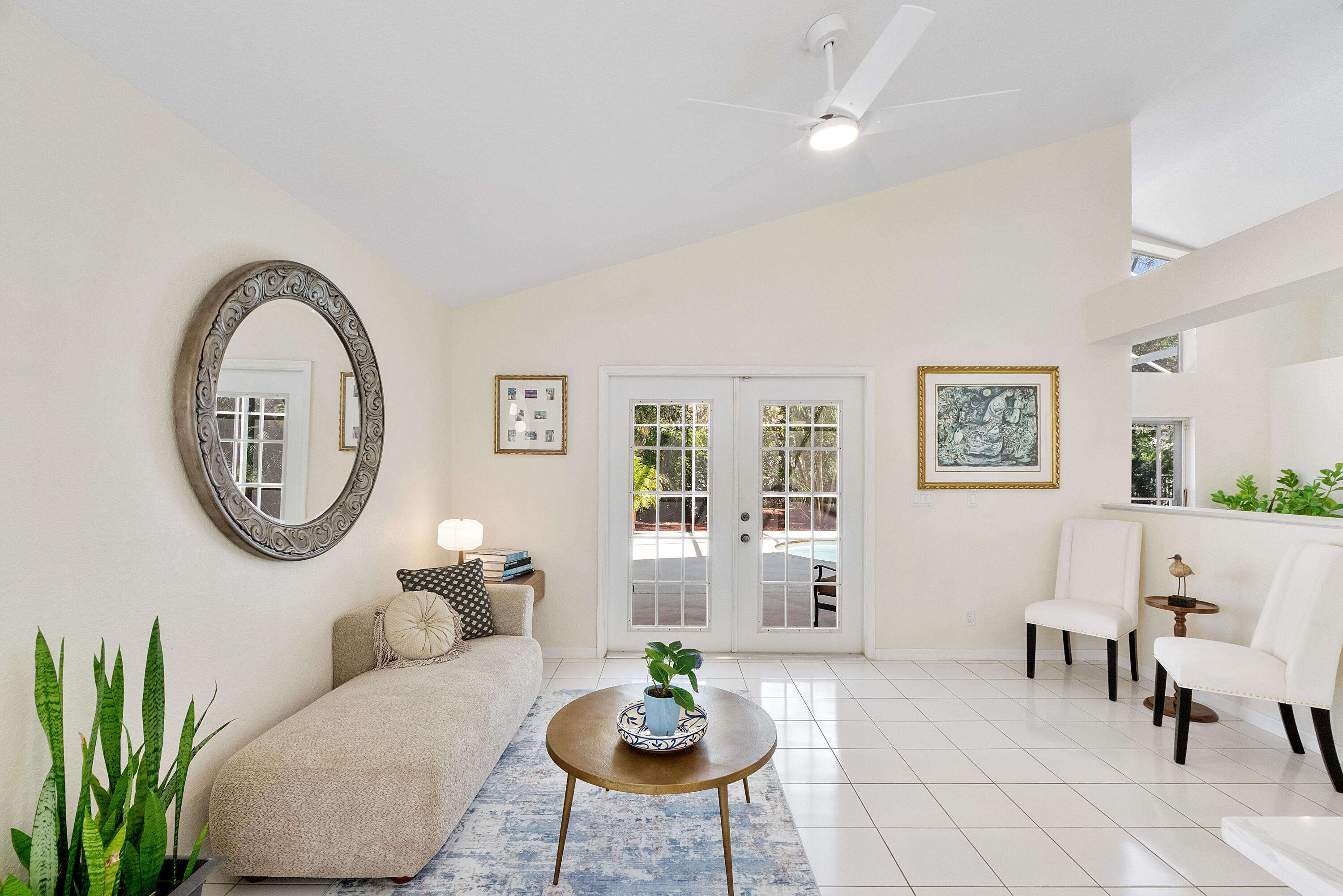 COUNTRY ISLES COVE - Residential