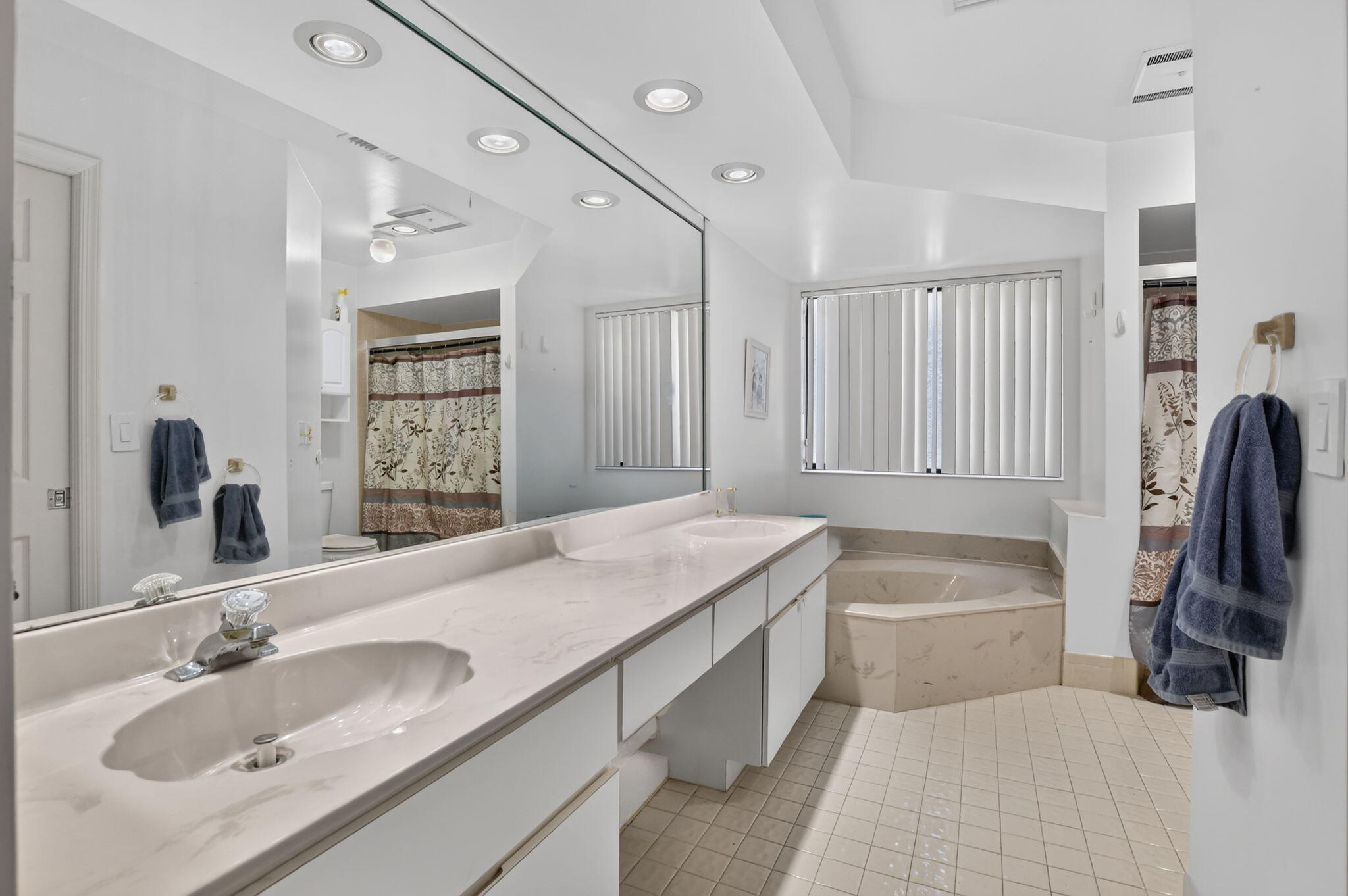SOLIMAR AT BOCA DEL MAR PH 1 - Residential Lease
