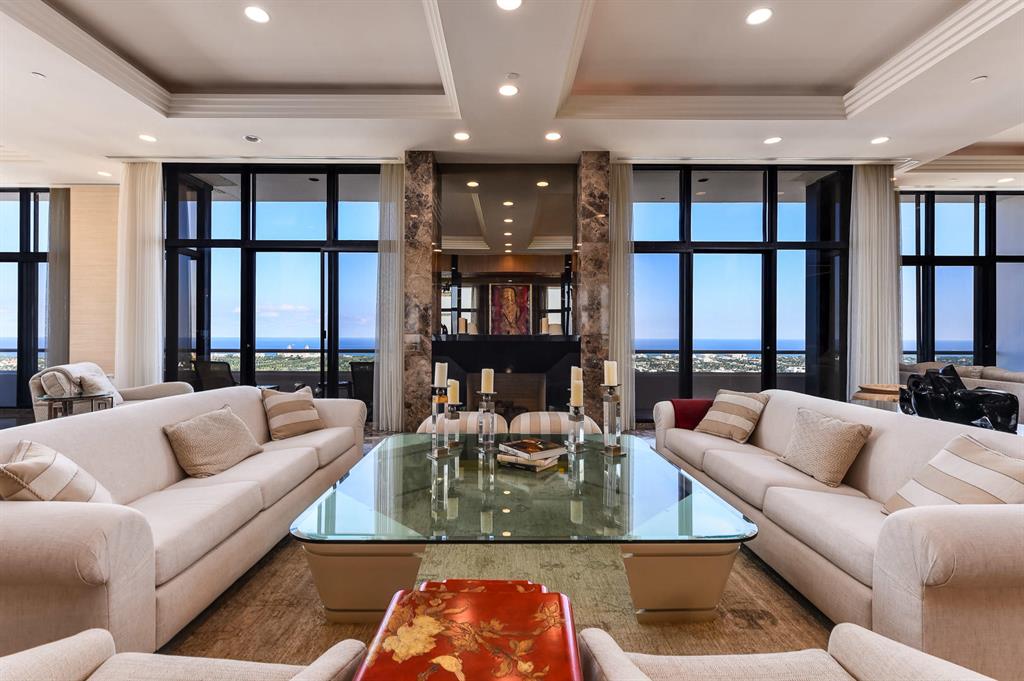 TRUMP PLAZA OF THE PALM BEACHES CONDO - Residential