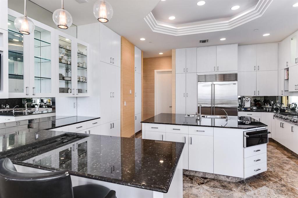 TRUMP PLAZA OF THE PALM BEACHES CONDO - Residential