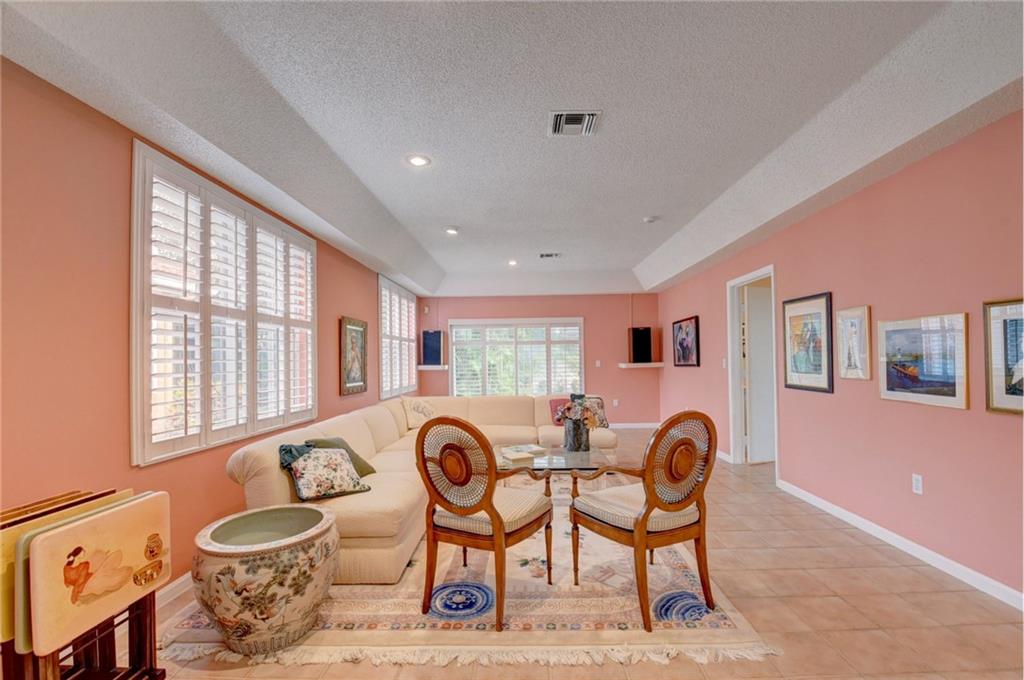 PALM ISLES - Residential