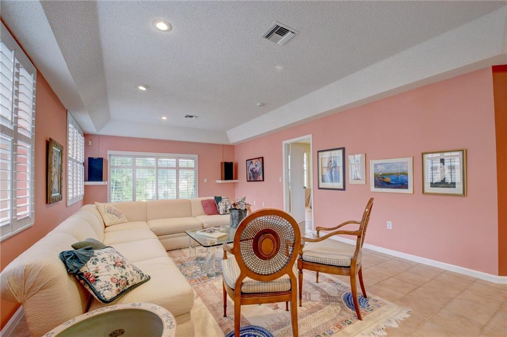 PALM ISLES - Residential