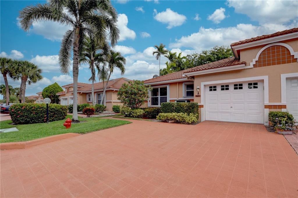 PALM ISLES - Residential