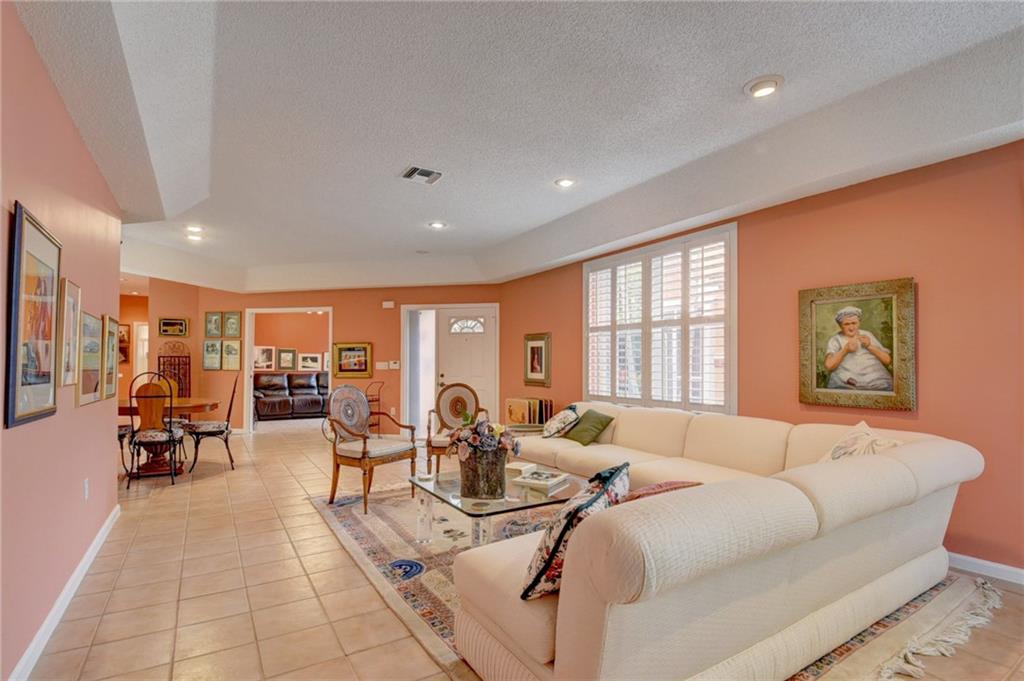 PALM ISLES - Residential