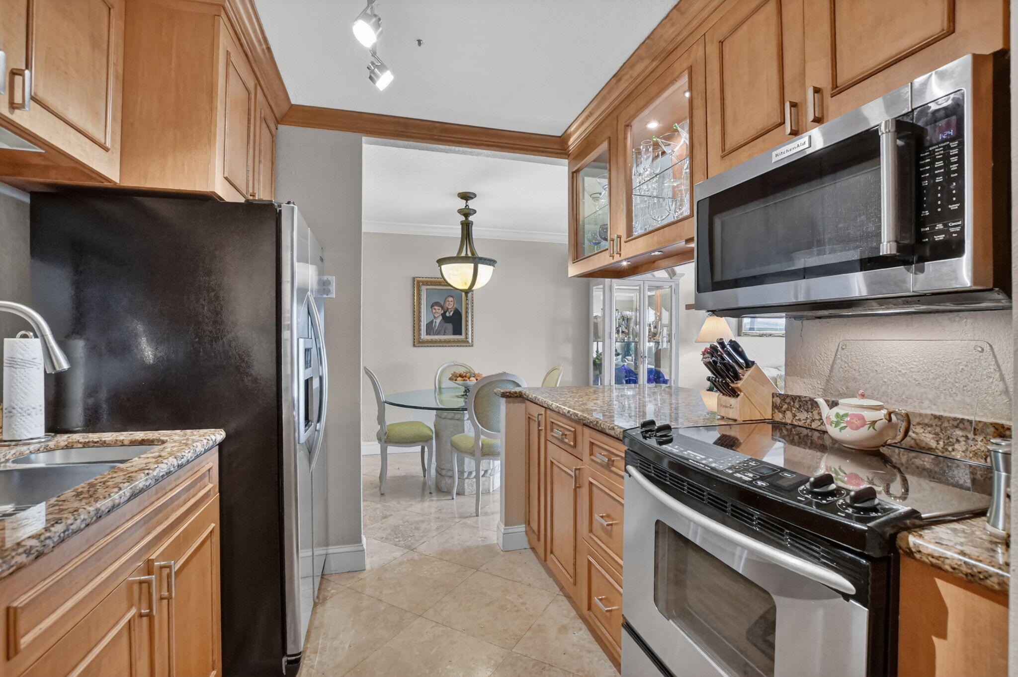 BOCA TOWERS CONDO PORTION - Residential