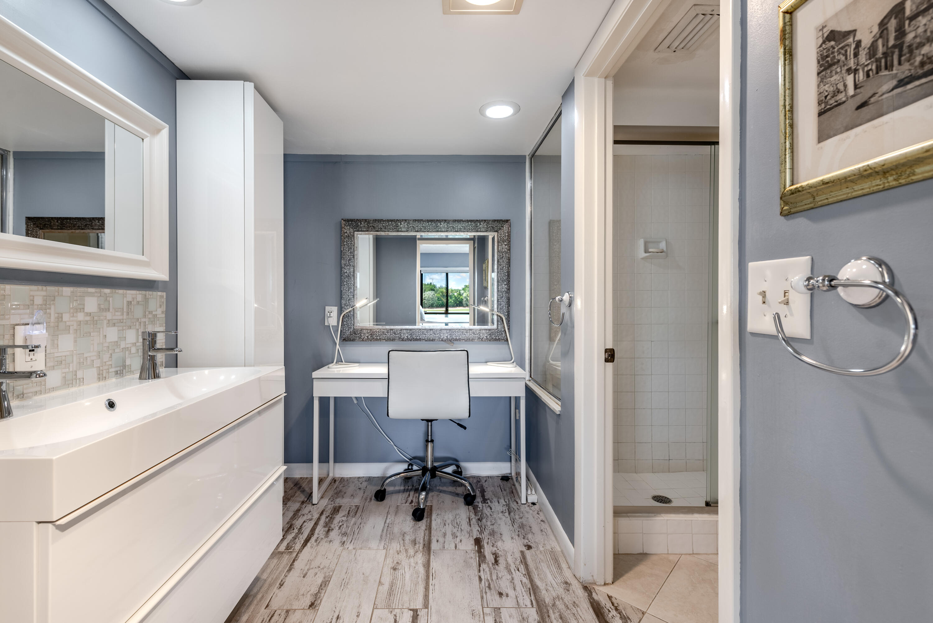 GLENEAGLES CONDO I - Residential