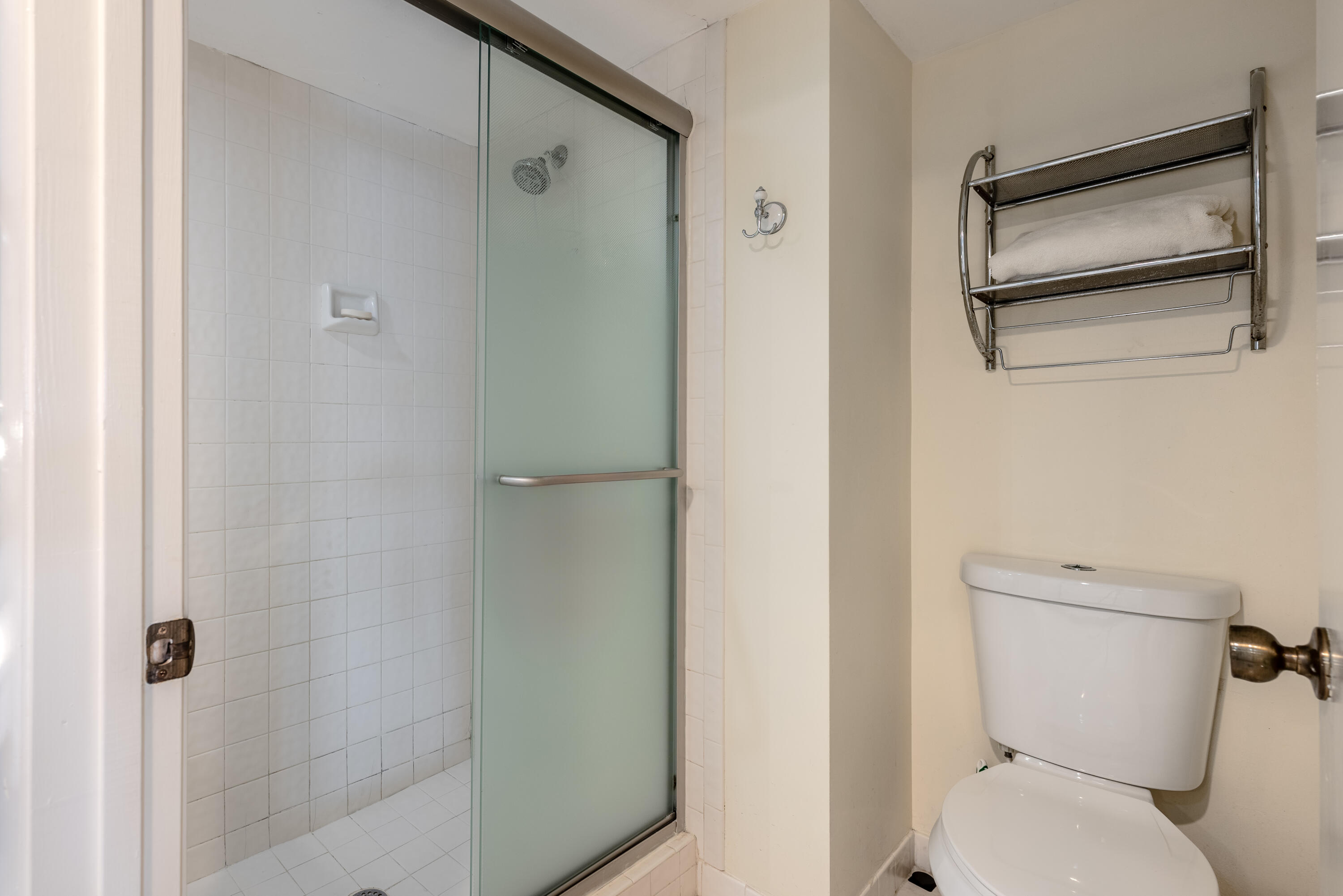 GLENEAGLES CONDO I - Residential