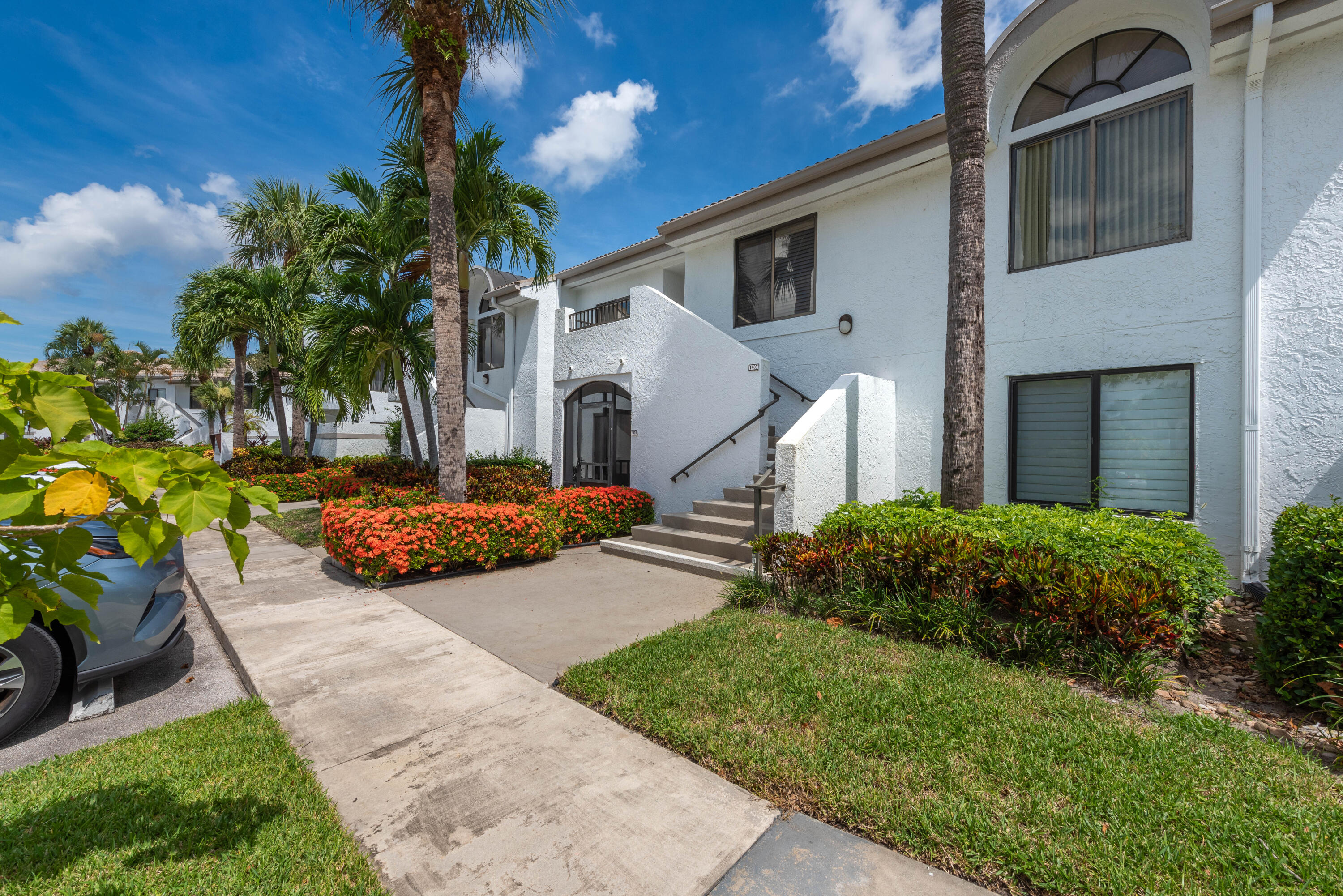 GLENEAGLES CONDO I - Residential