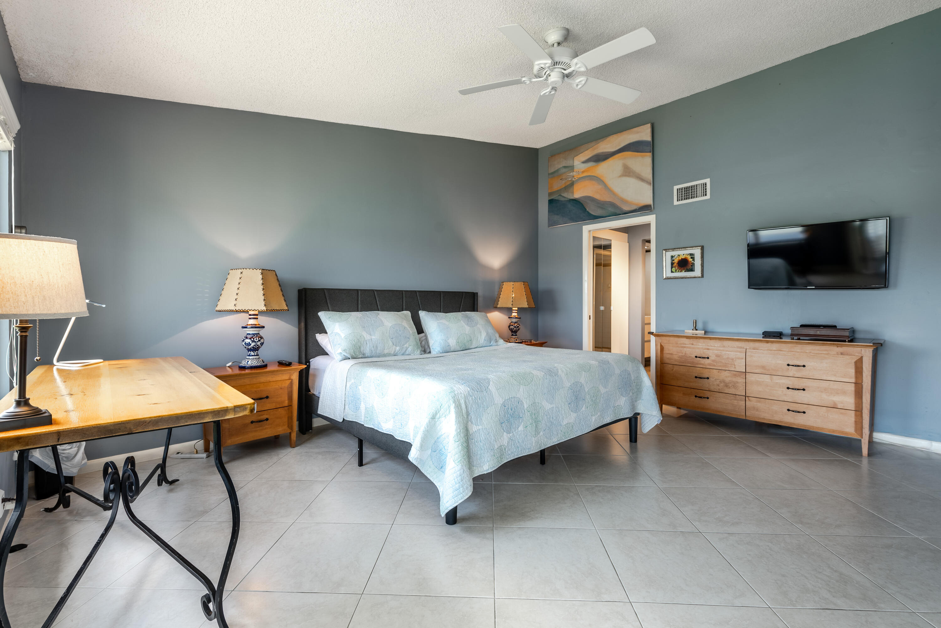 GLENEAGLES CONDO I - Residential