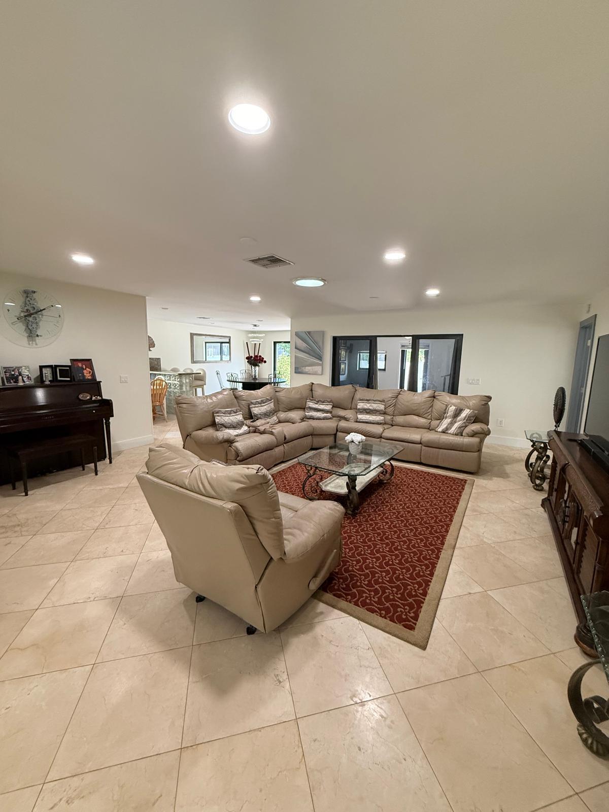 SANDALFOOT COVE SEC 9 - Residential