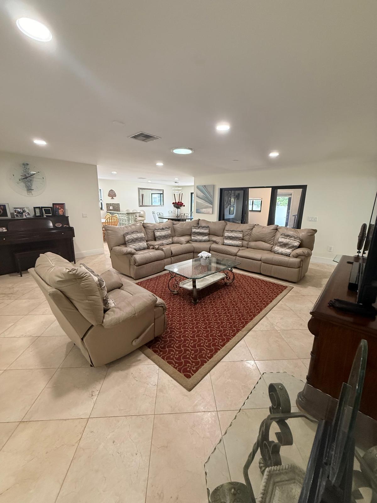 SANDALFOOT COVE SEC 9 - Residential