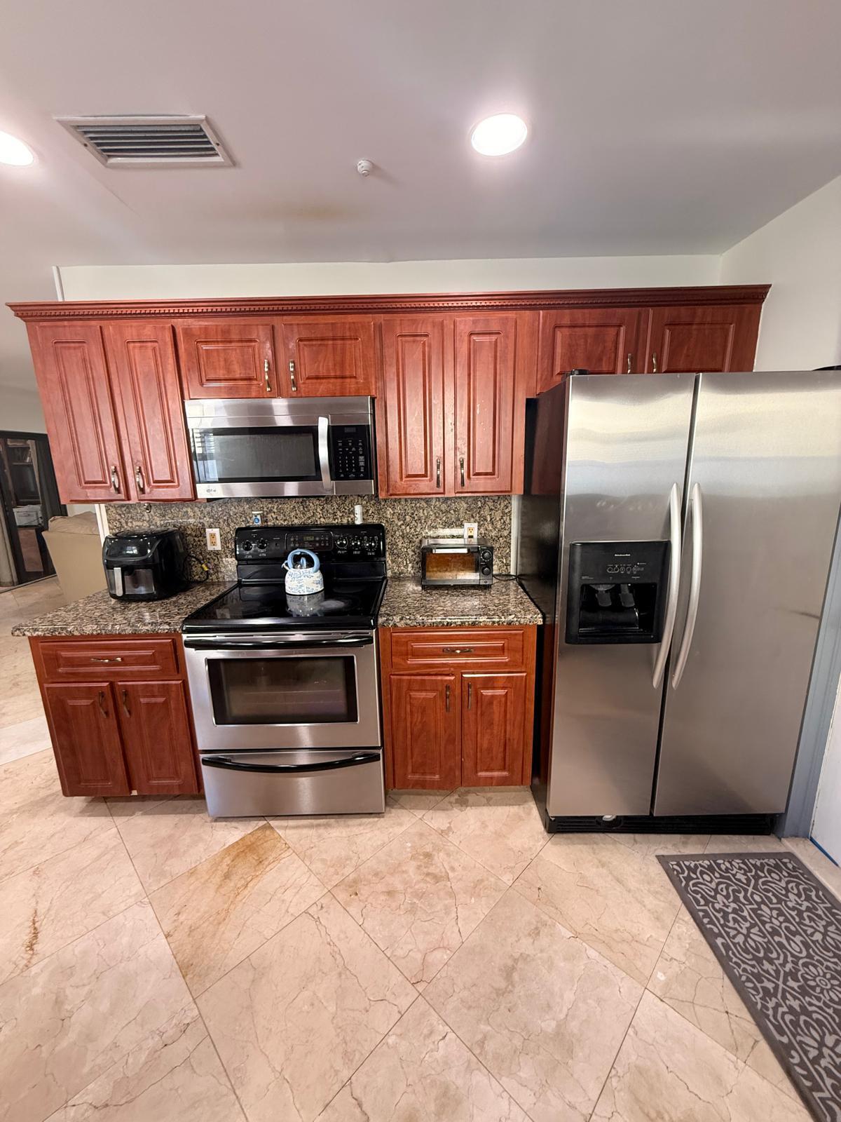 SANDALFOOT COVE SEC 9 - Residential
