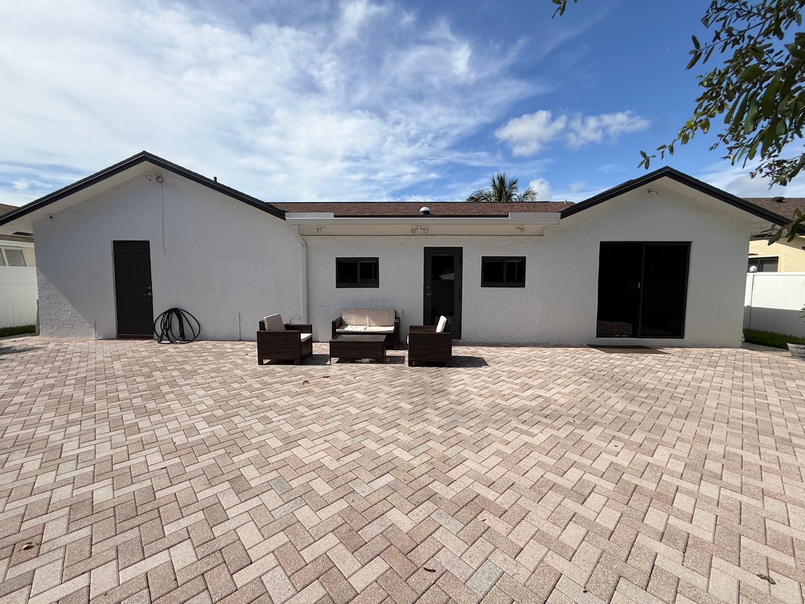 SANDALFOOT COVE SEC 9 - Residential
