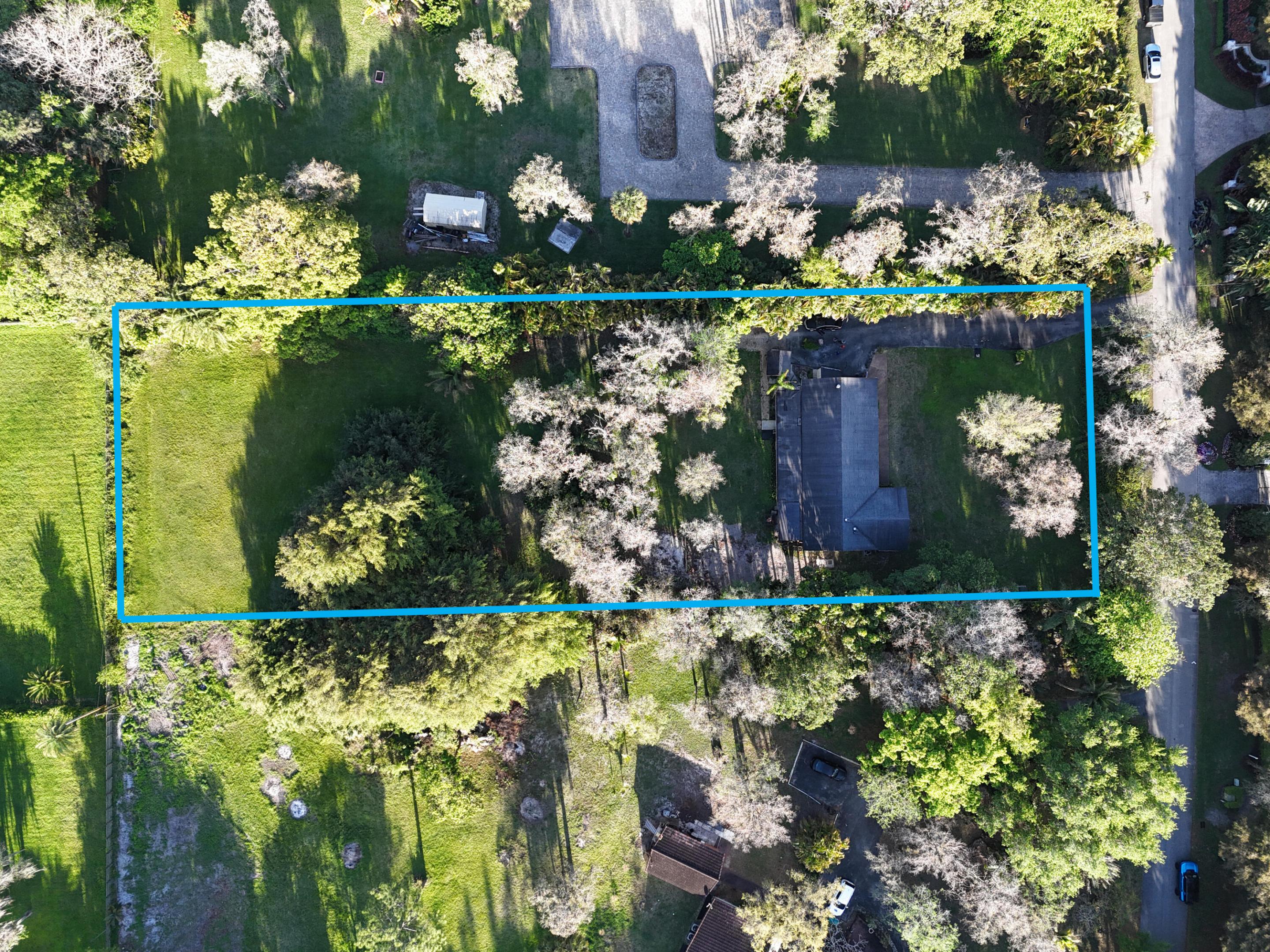 THE ONE YOU HAVE BEEN WAITING FOR! Build your custom home in the highly sought after community of BBB Ranches. This gorgeous property boasting 1.12 acres fully CLEARED & GRADED. Dimensions of the lot are 125' x 390' partially fenced. AMAZING SCHOOLS!