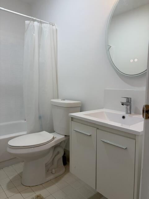 WHISPER WALK CONDOS - Residential Lease