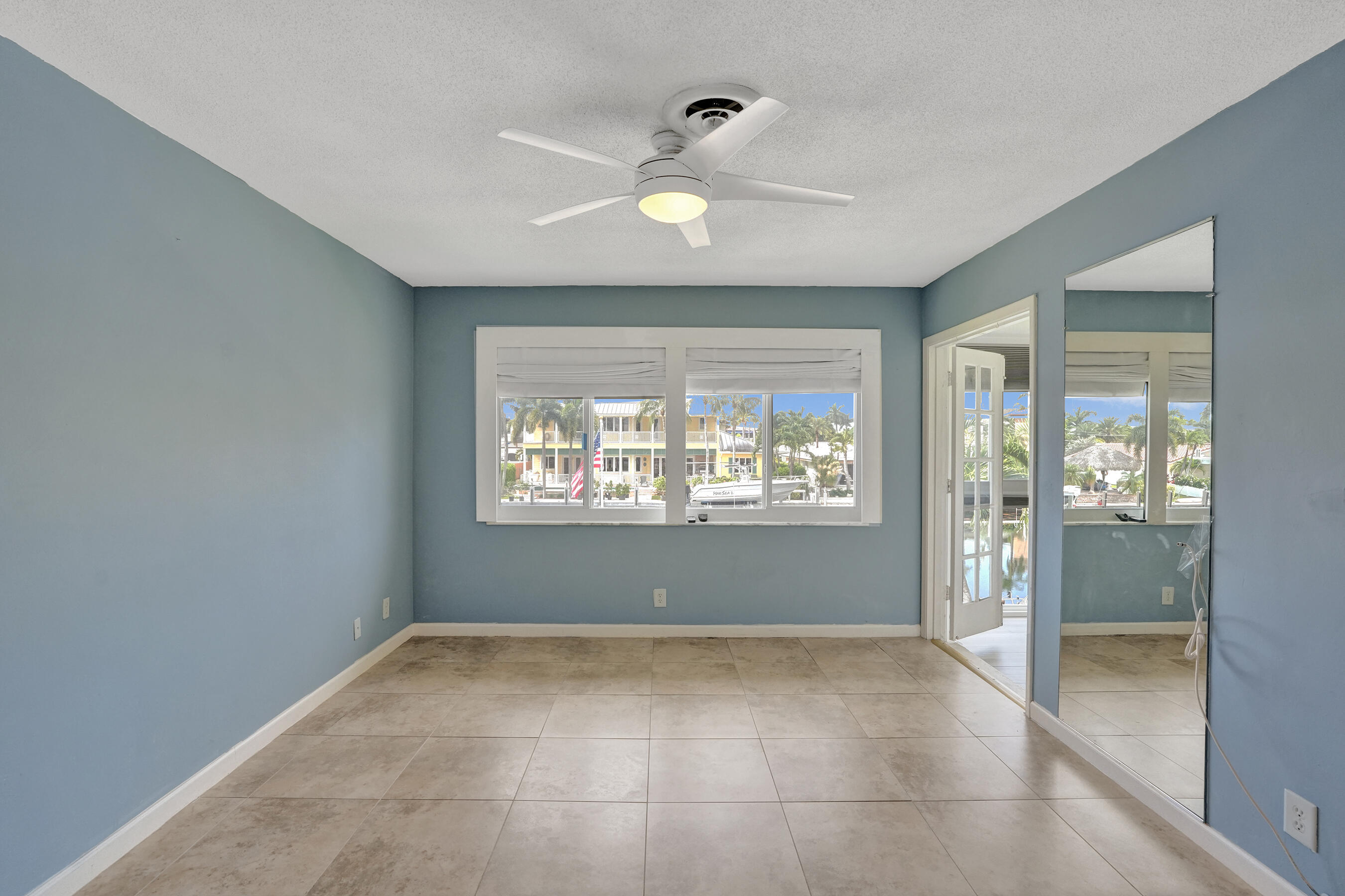 HIBISCUS TERRACE CONDO - Residential