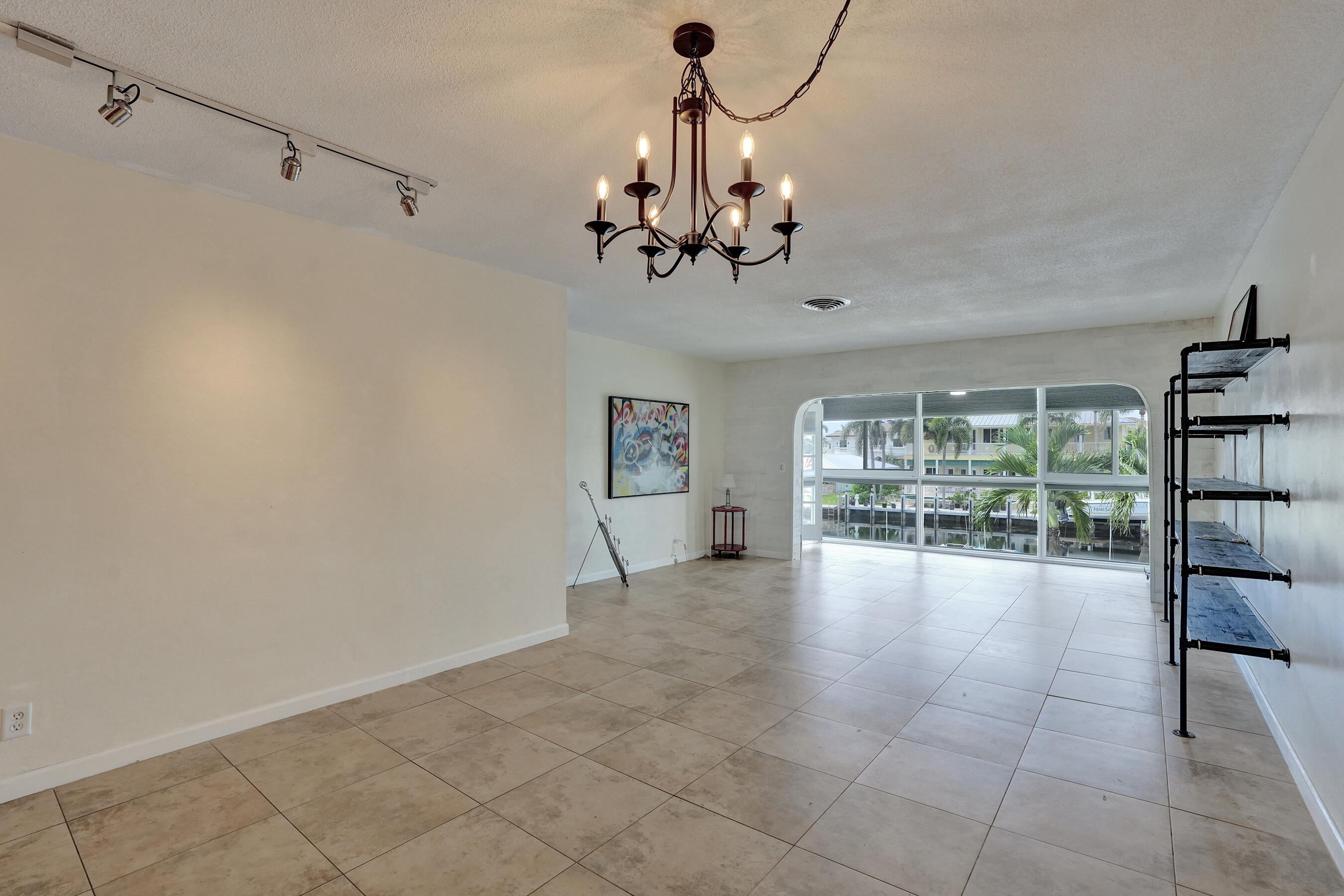 HIBISCUS TERRACE CONDO - Residential