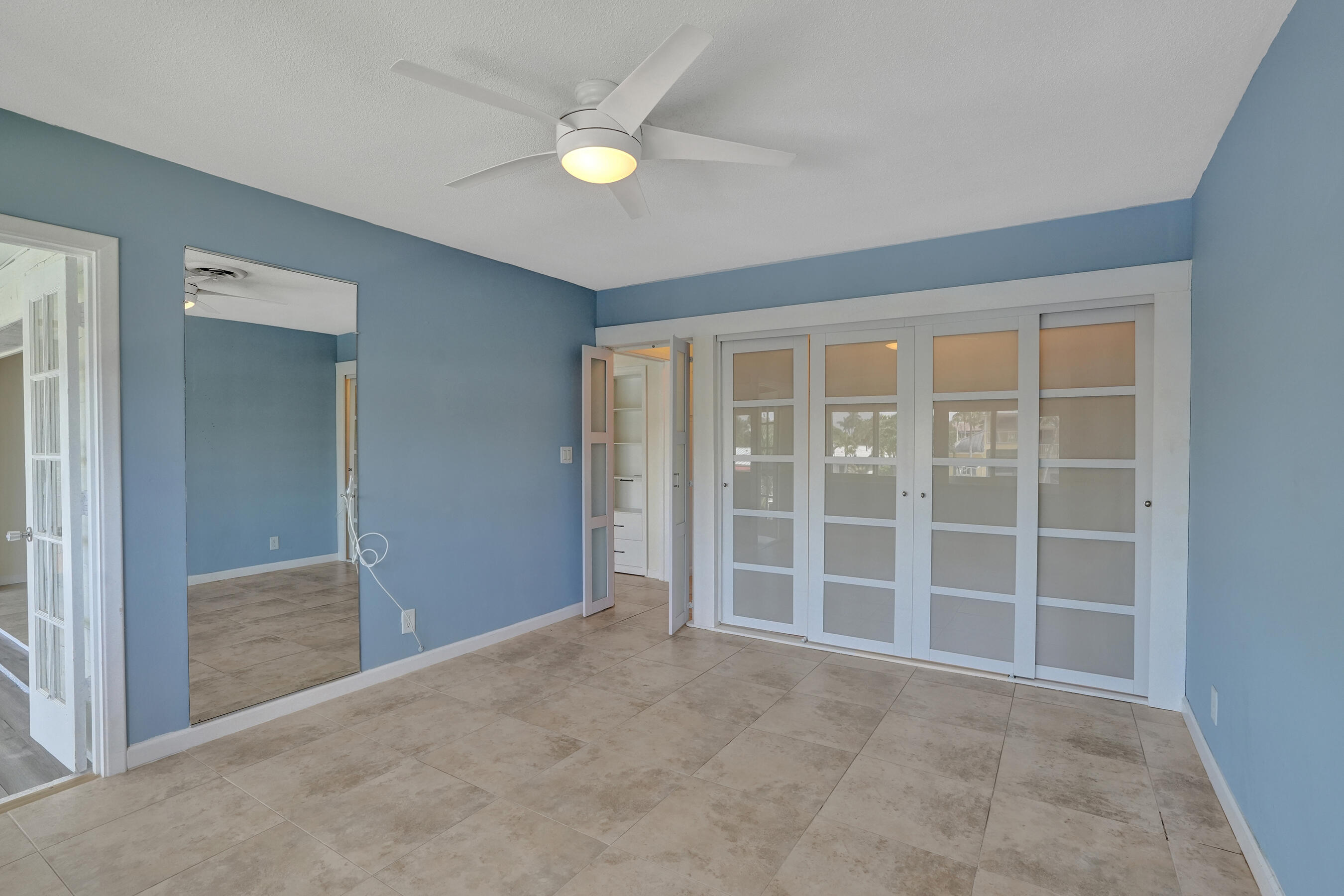 HIBISCUS TERRACE CONDO - Residential