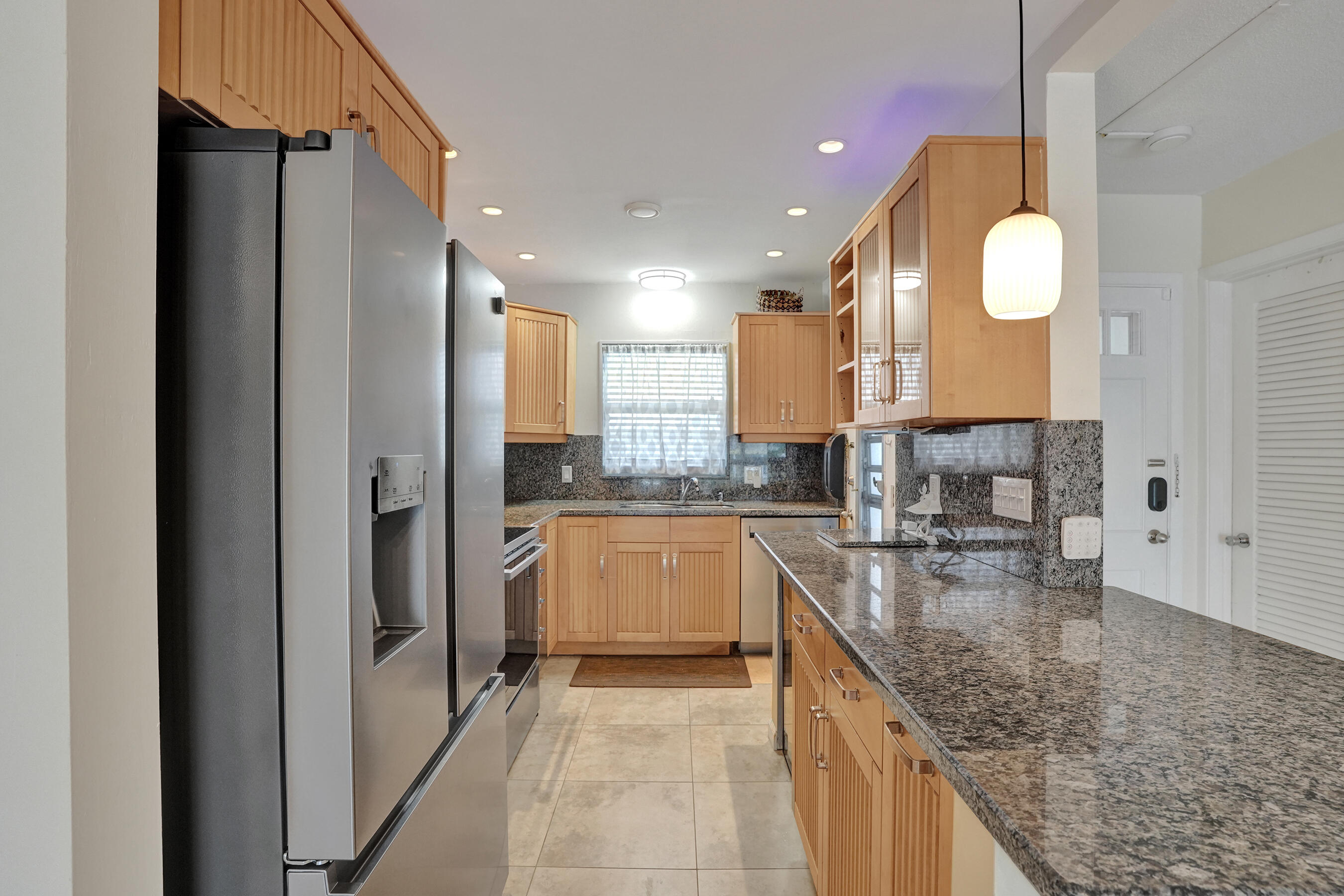 HIBISCUS TERRACE CONDO - Residential