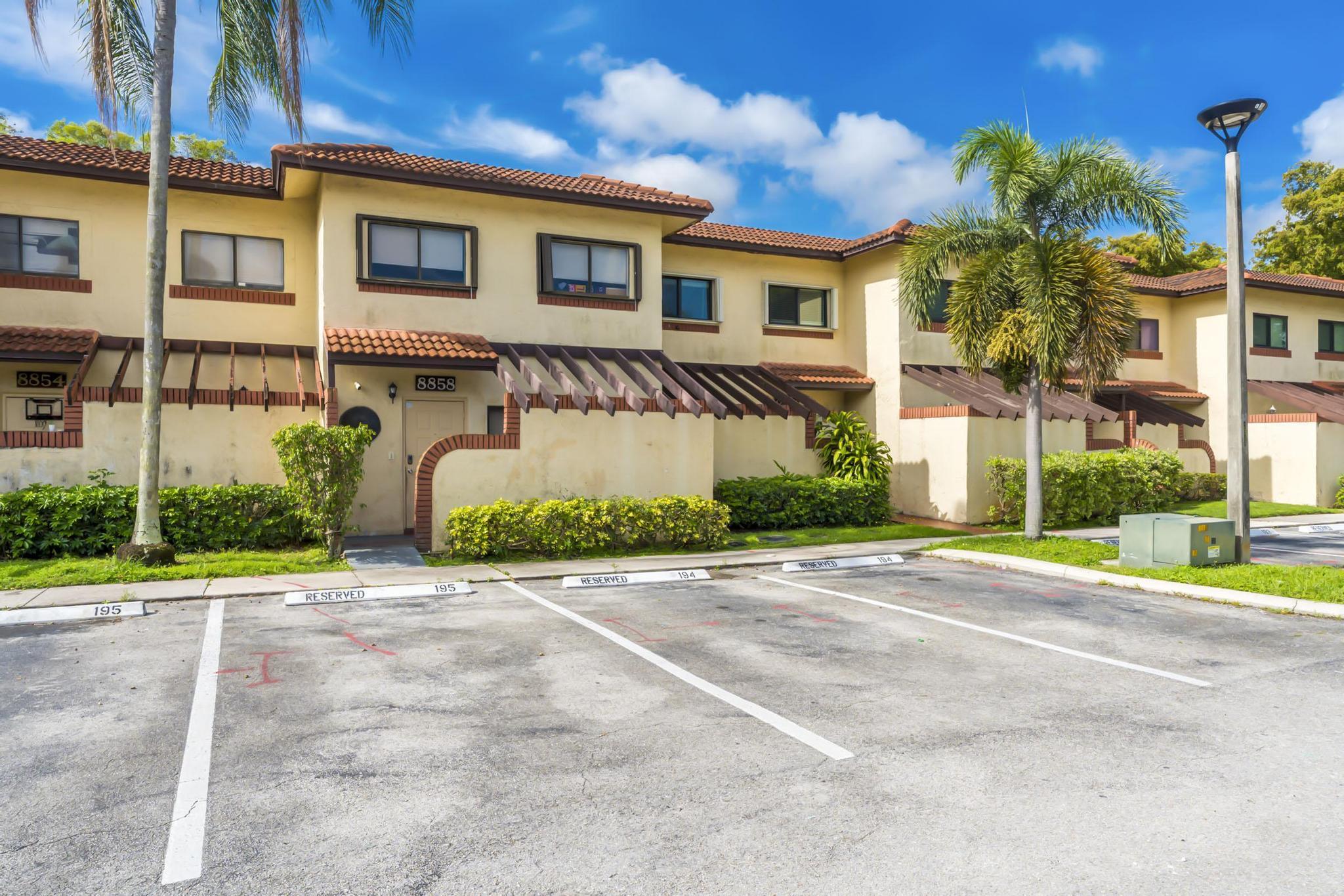 SPRINGTREE LAKES - Residential Lease