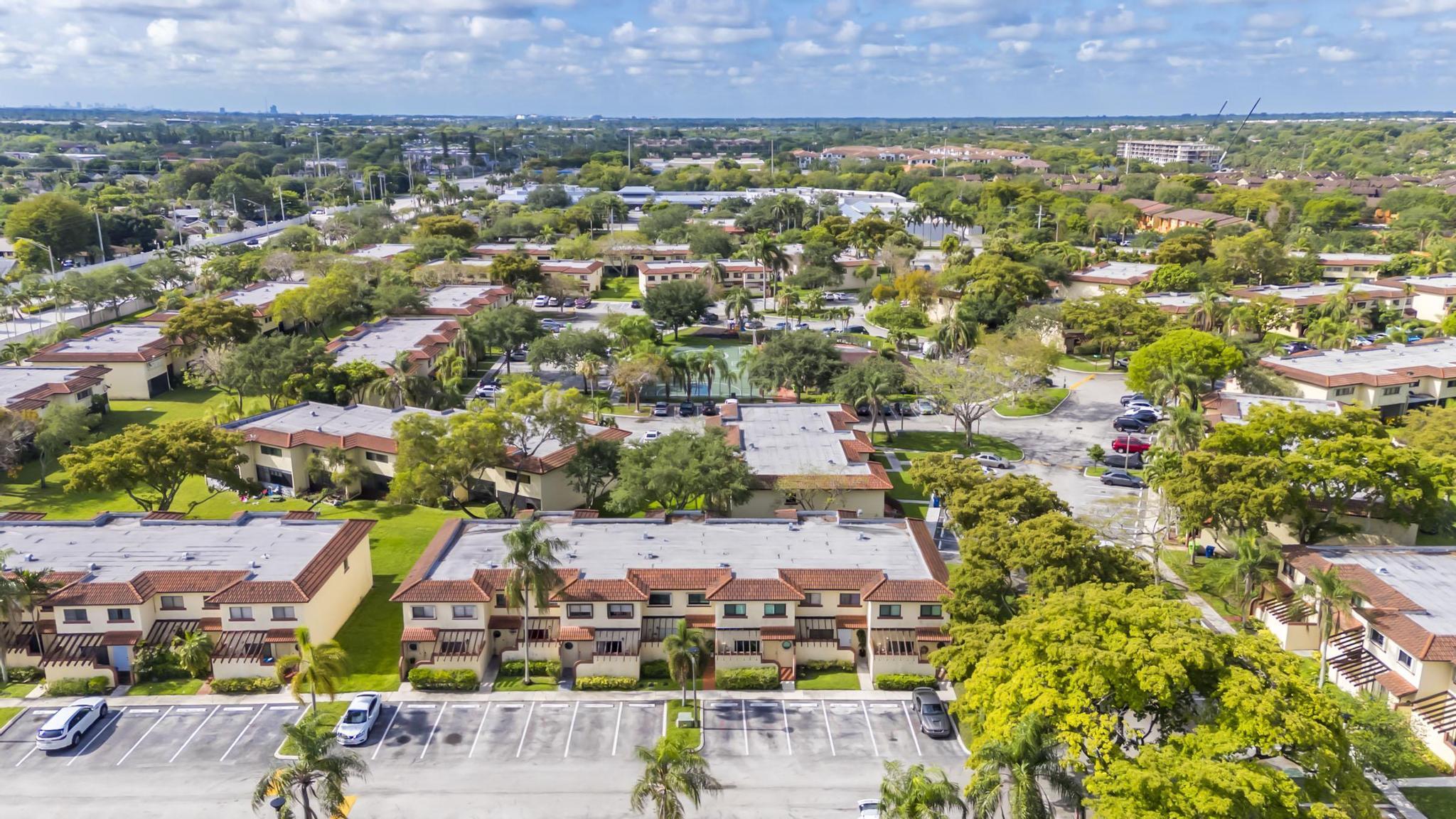 SPRINGTREE LAKES - Residential Lease