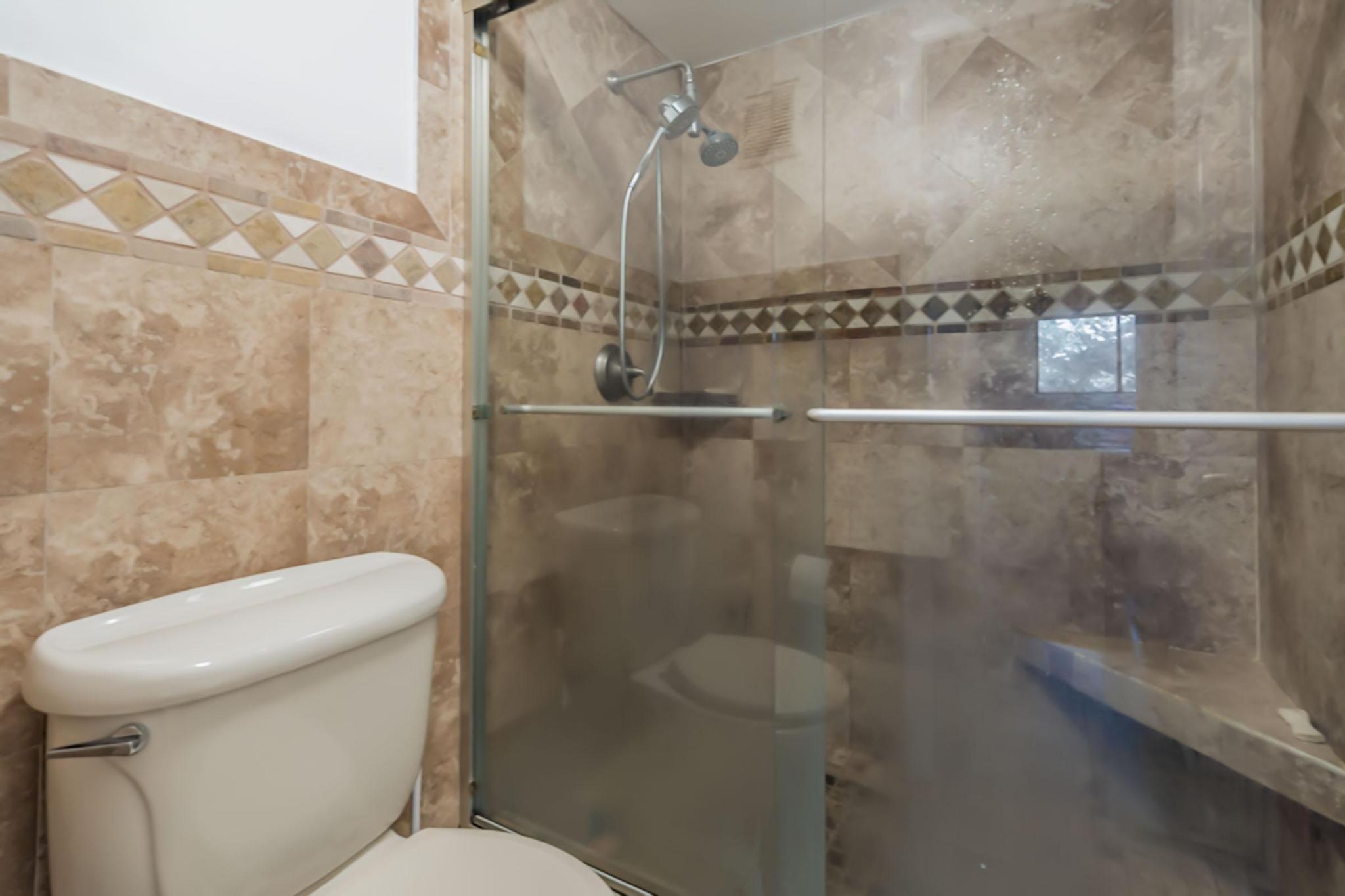 SPRINGTREE LAKES - Residential Lease