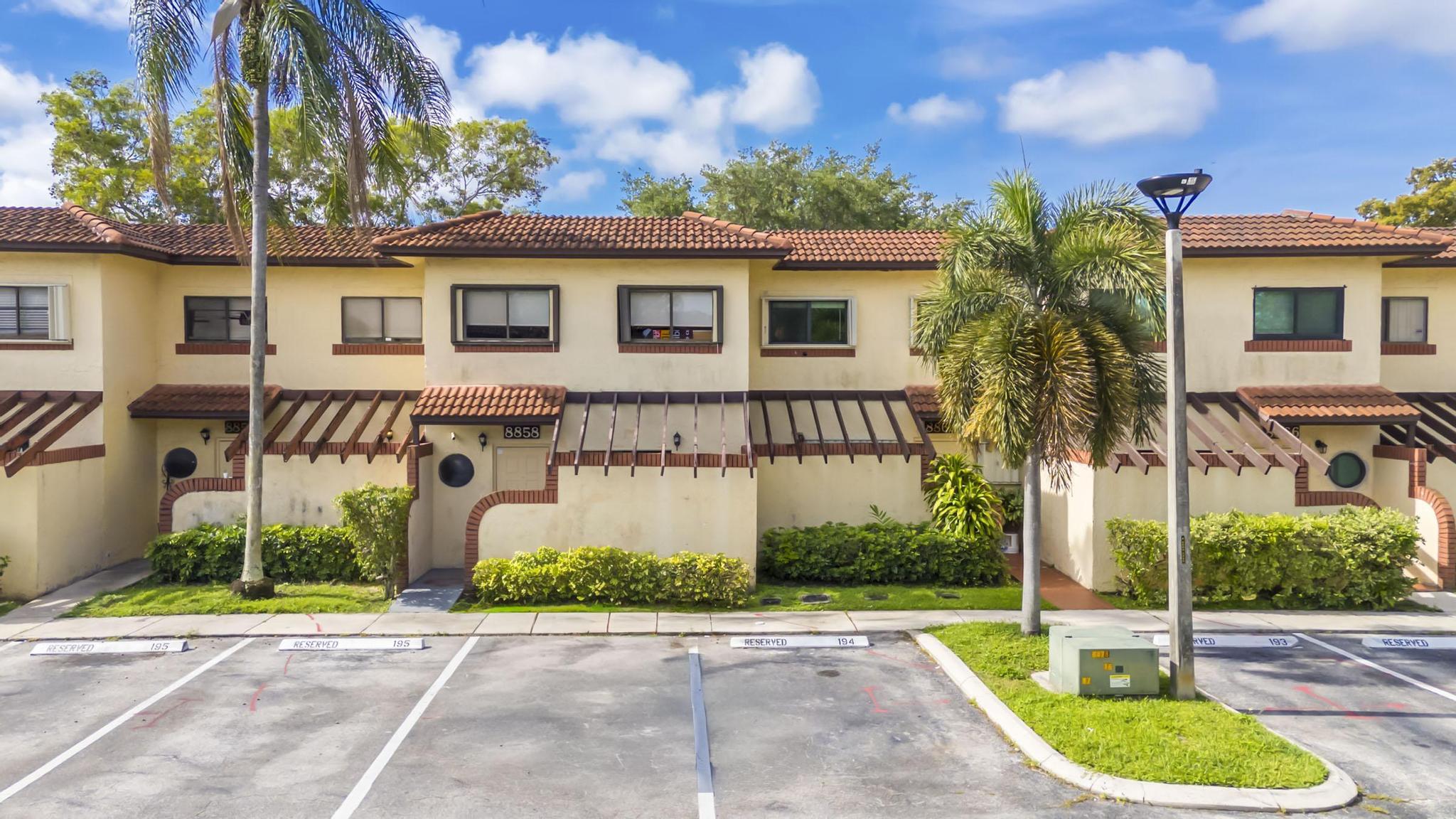 SPRINGTREE LAKES - Residential Lease