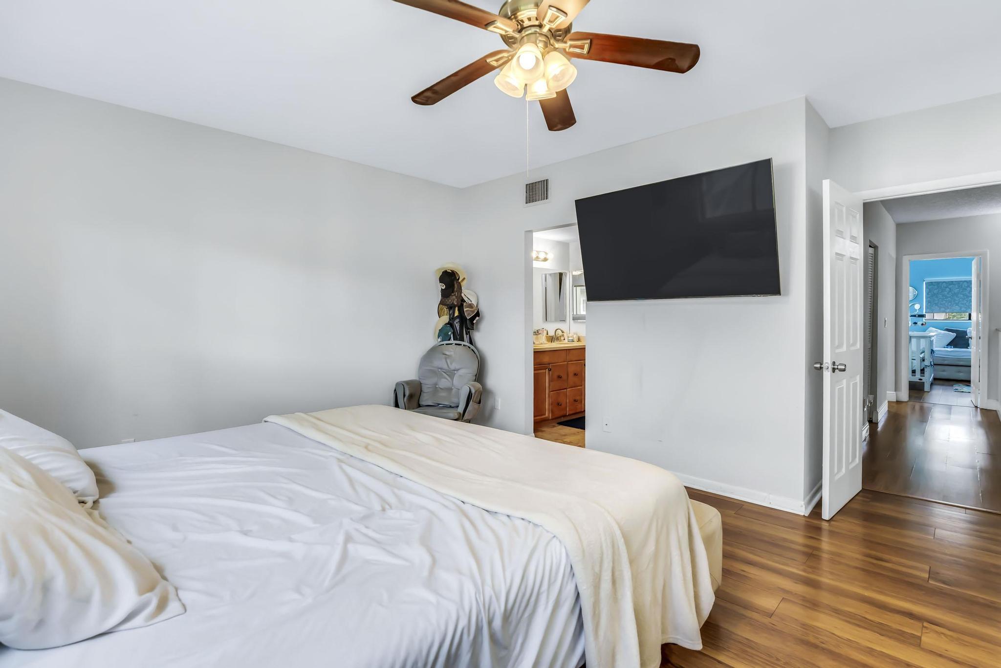 SPRINGTREE LAKES - Residential Lease