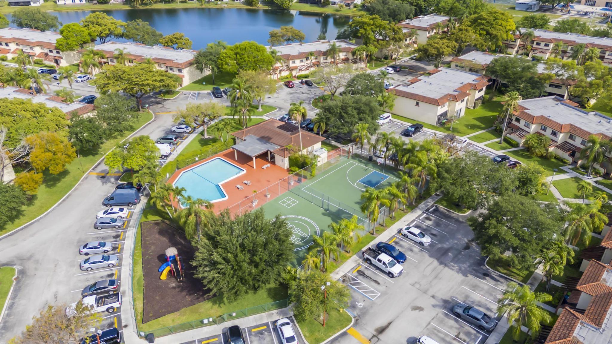 SPRINGTREE LAKES - Residential Lease