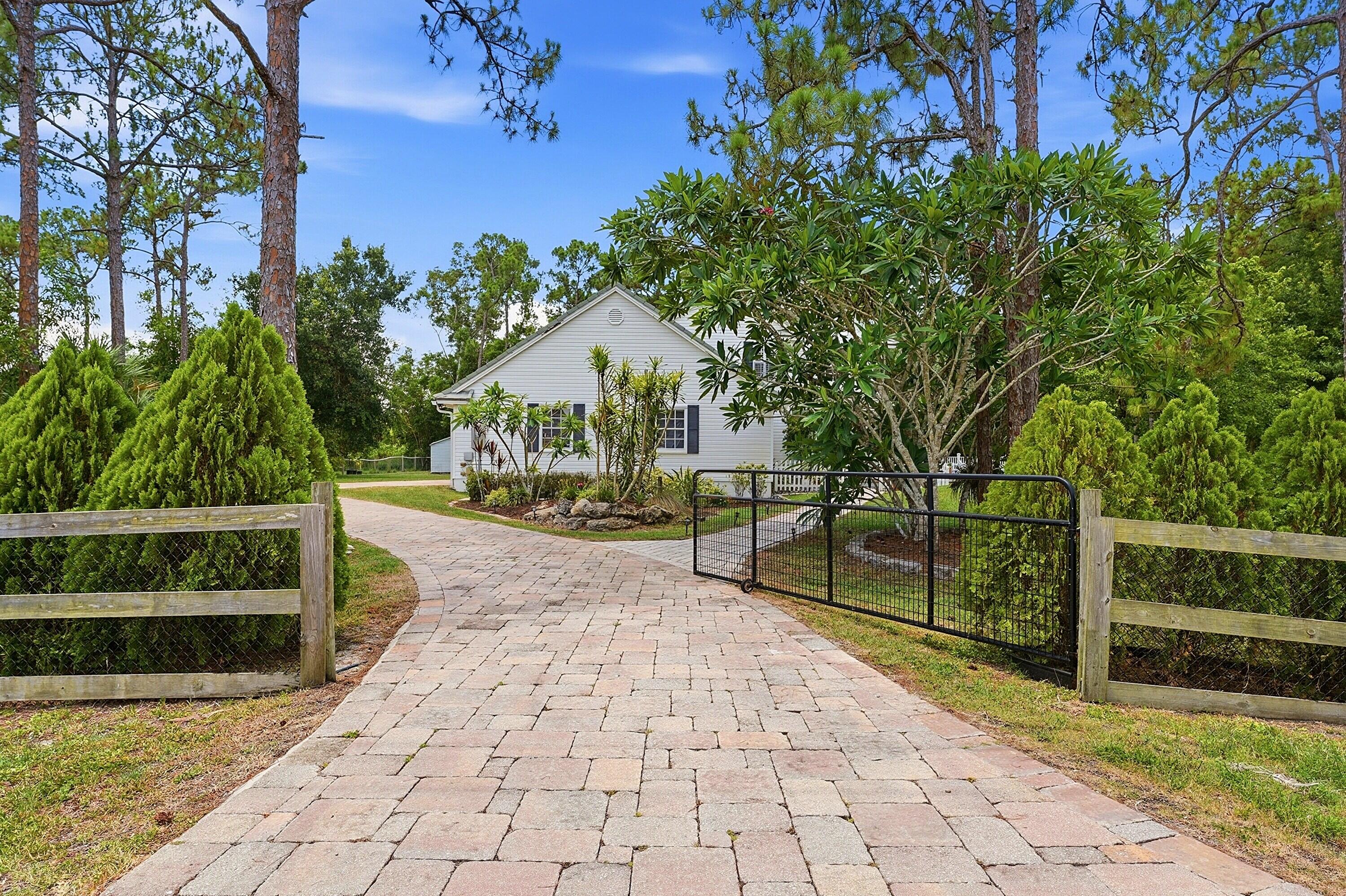 THE ACREAGE - Residential