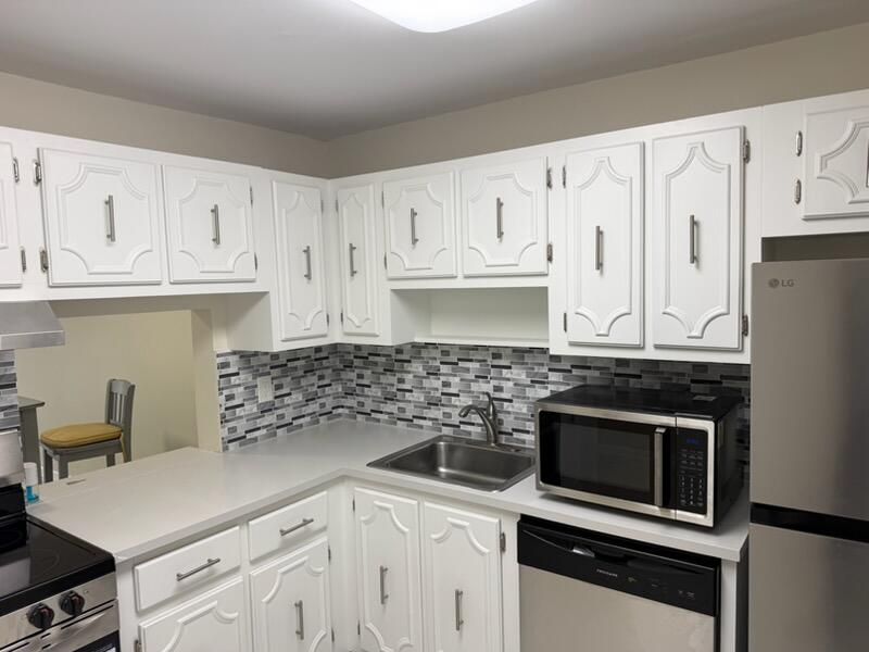 FOXWOOD HOLLOW AT CORAL SPRINGS - Residential Lease