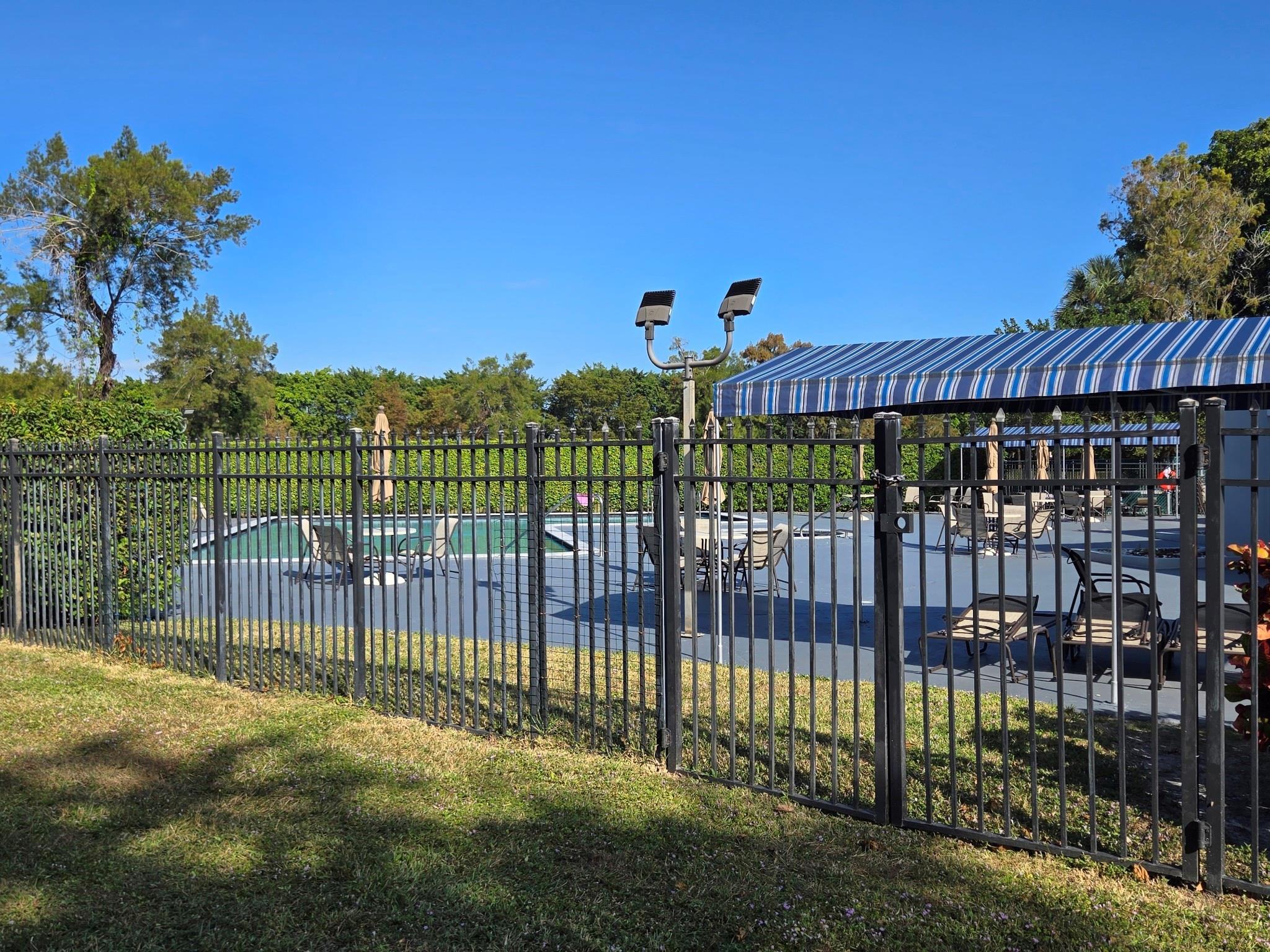 SANDS POINT CONDOMINIUM II - Residential