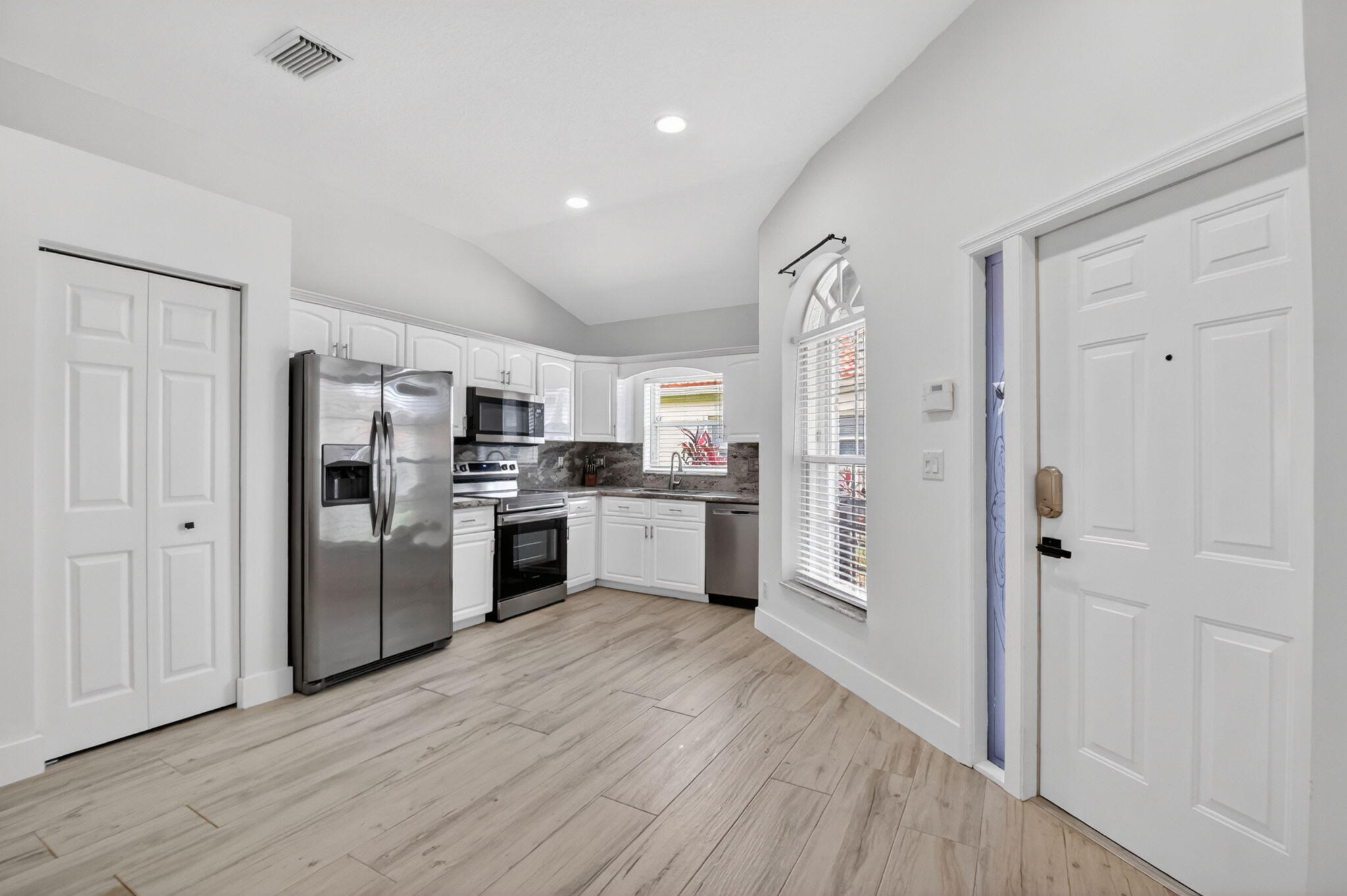 QUAIL RUN VILLAS - Residential Lease