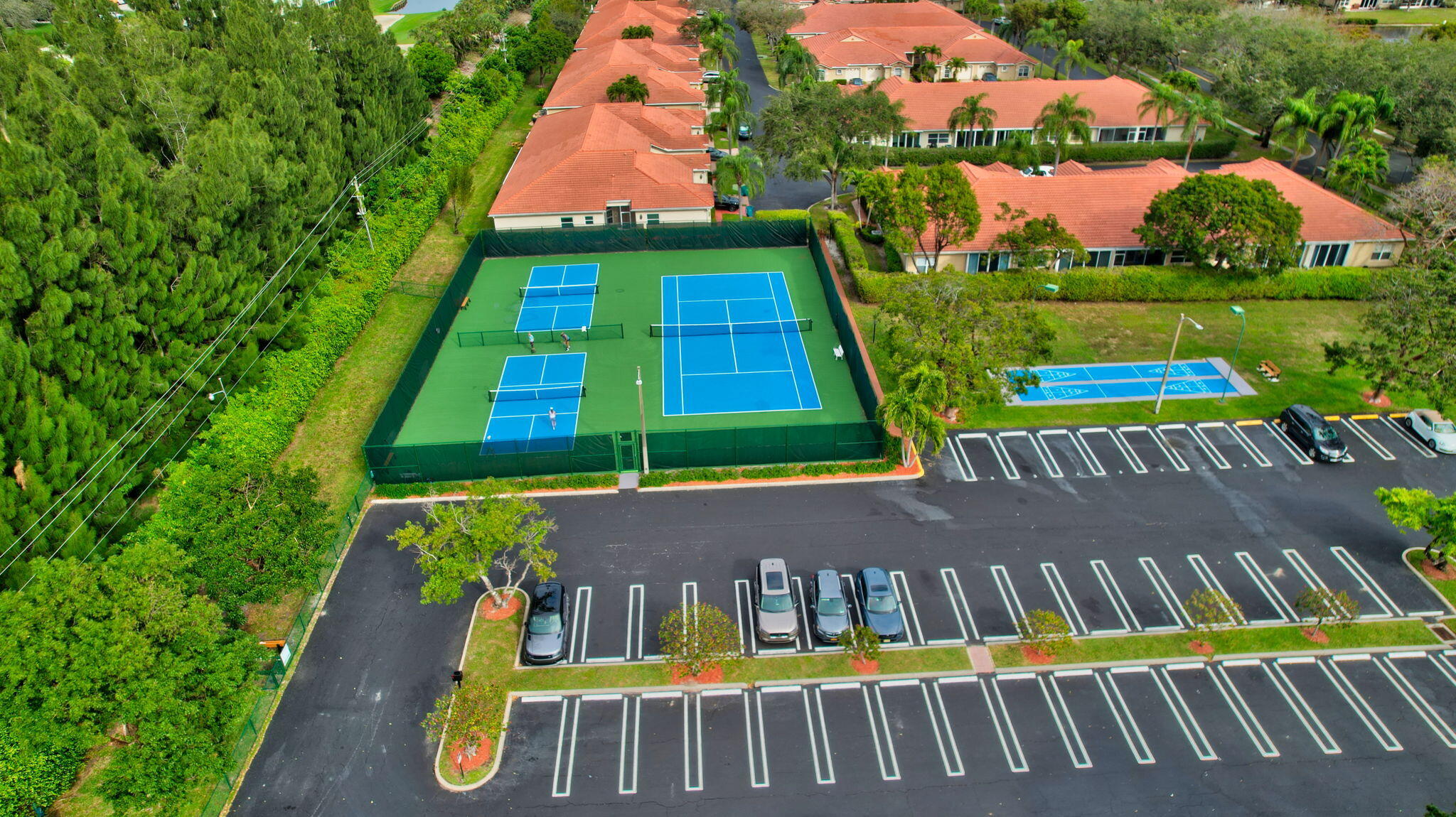 QUAIL RUN VILLAS - Residential Lease
