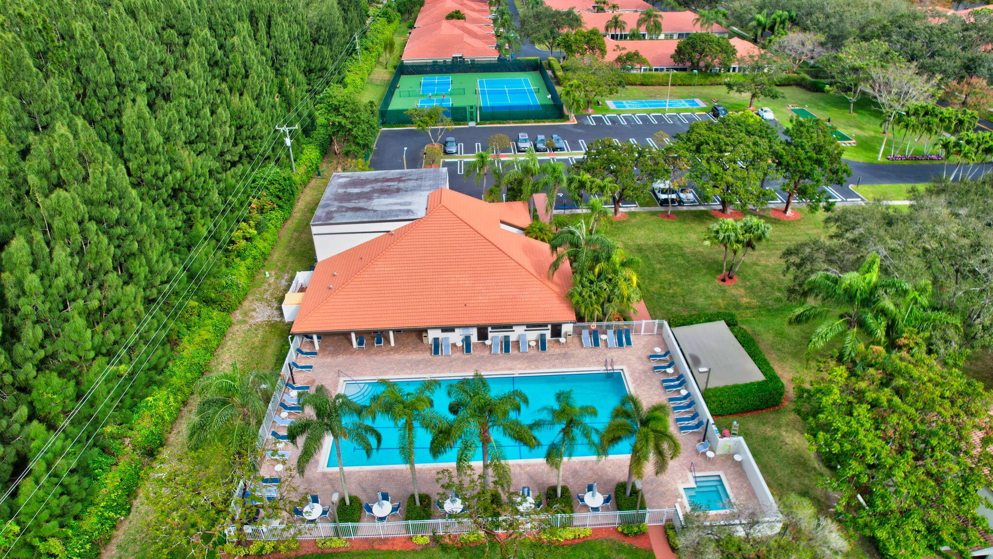 QUAIL RUN VILLAS - Residential Lease