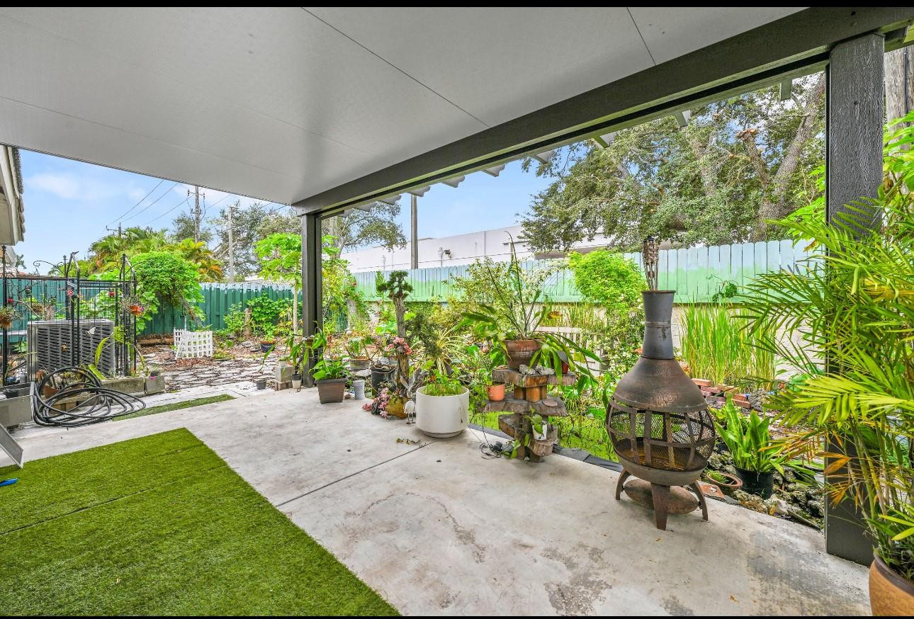 WEST PARK-EAST PARCEL - Residential Lease