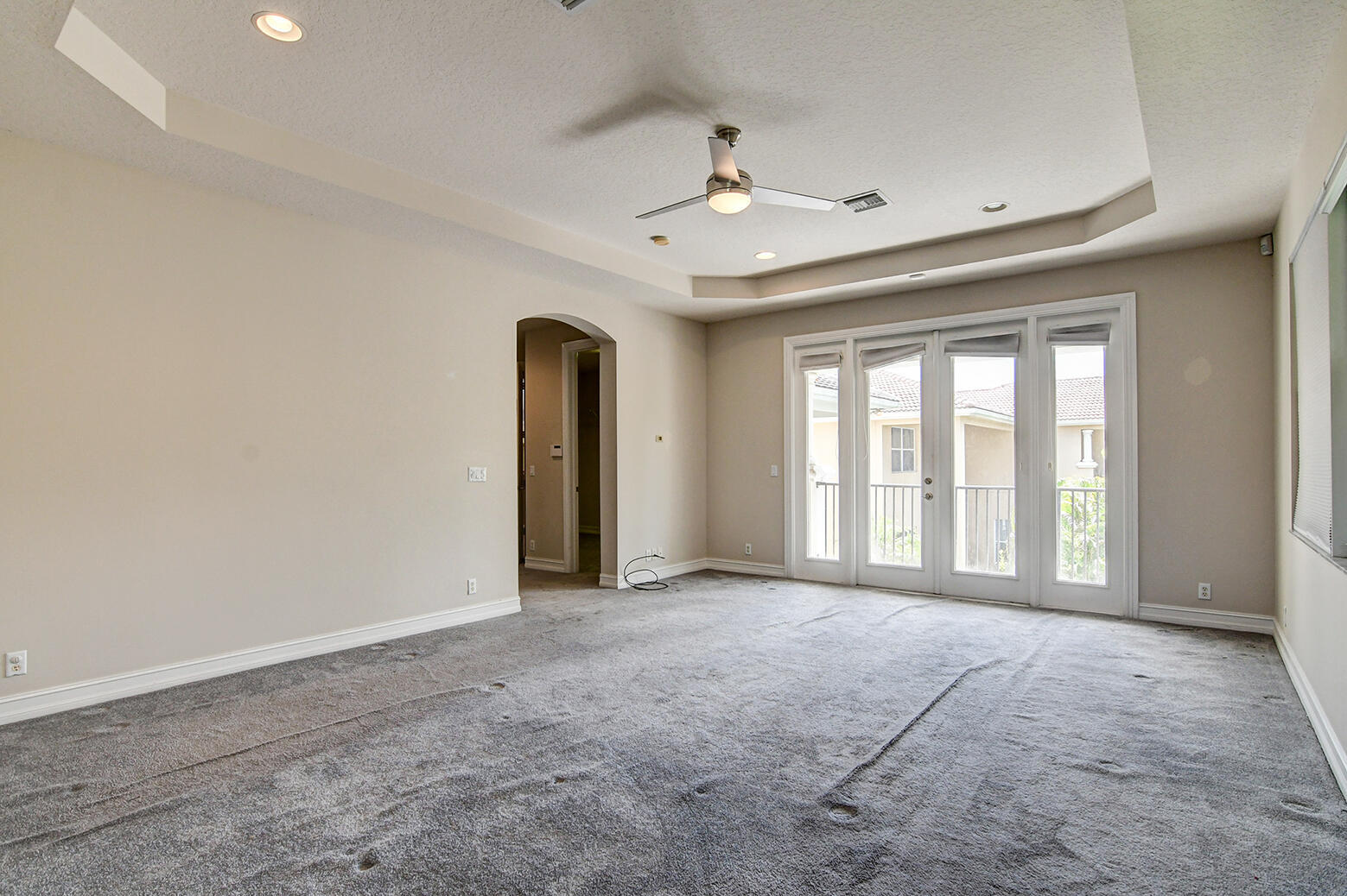 WELLINGTON VIEW - Residential Lease