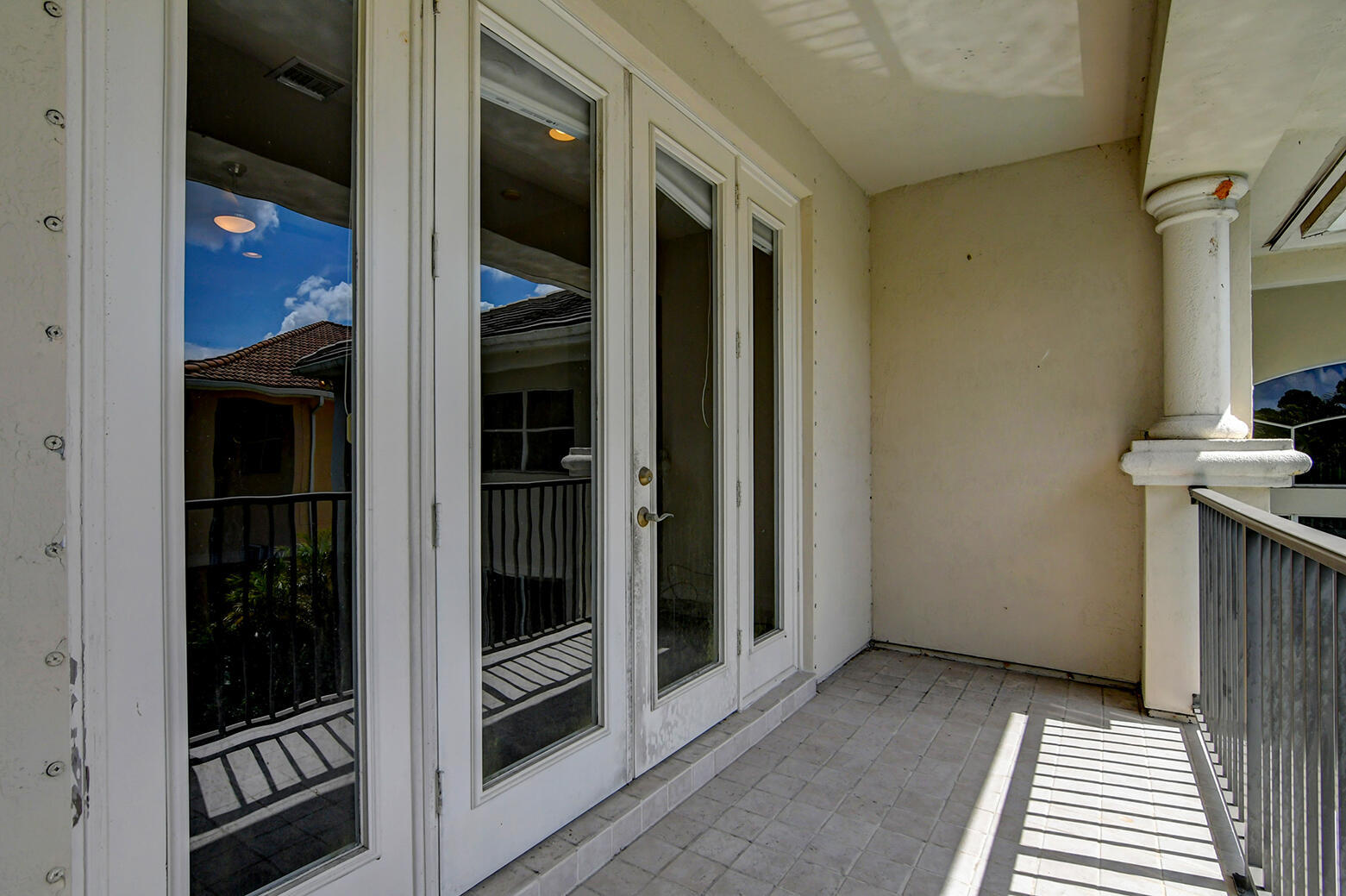 WELLINGTON VIEW - Residential Lease