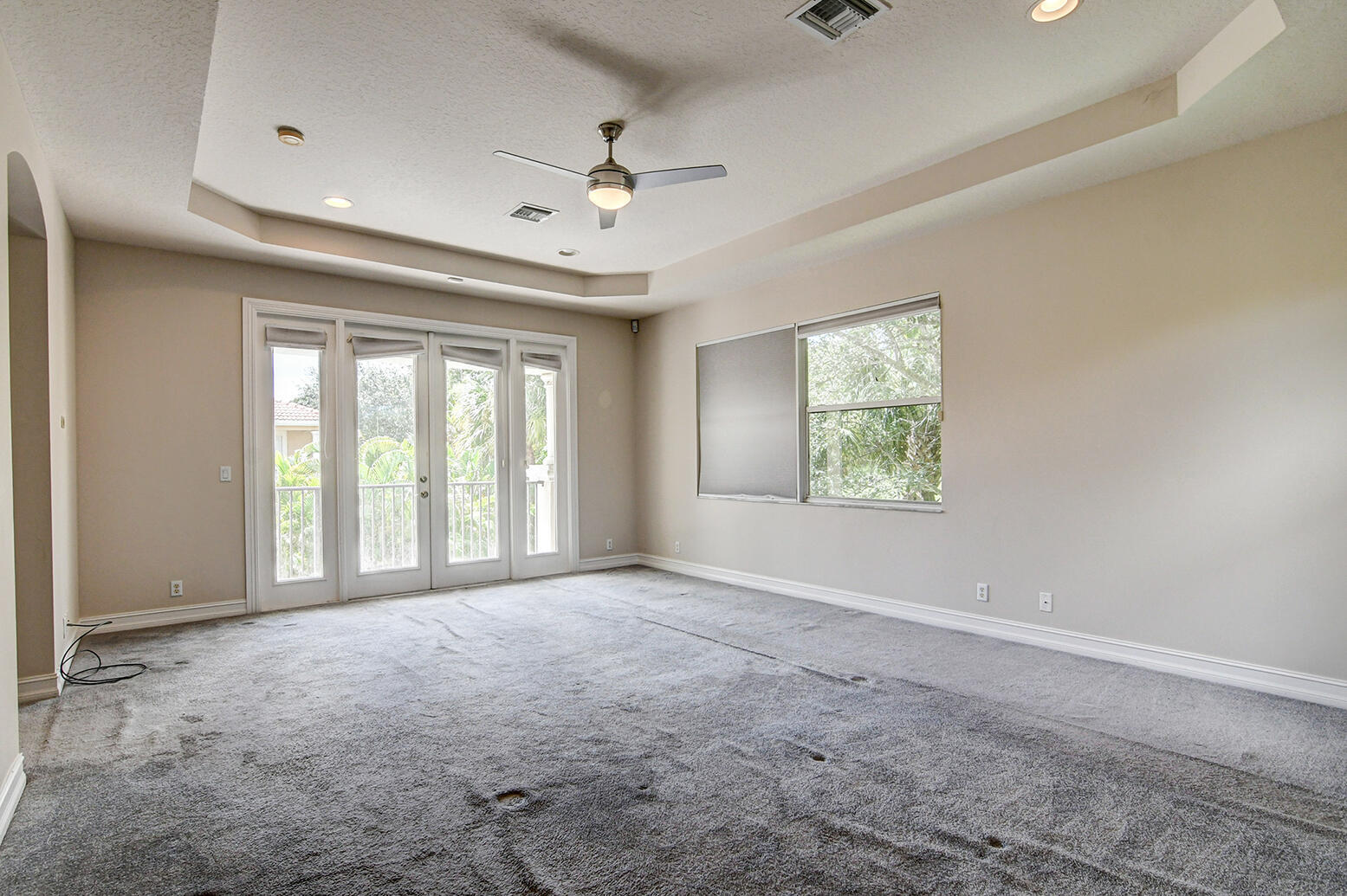 WELLINGTON VIEW - Residential Lease
