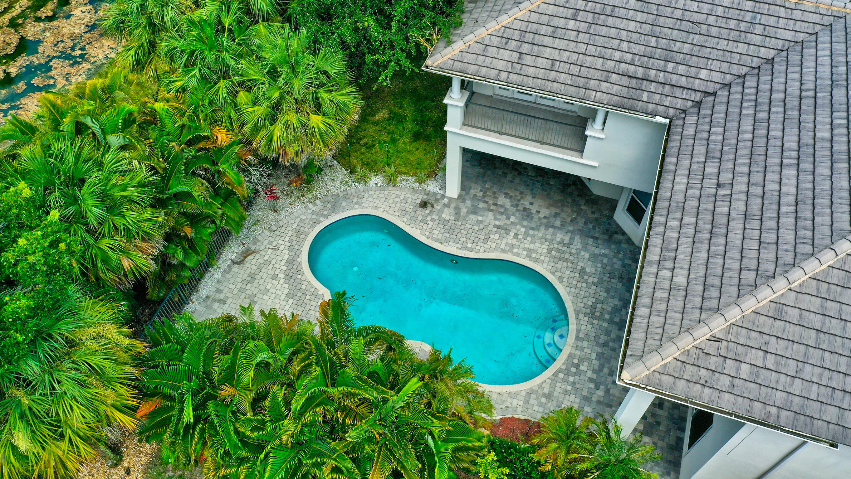 WELLINGTON VIEW - Residential Lease