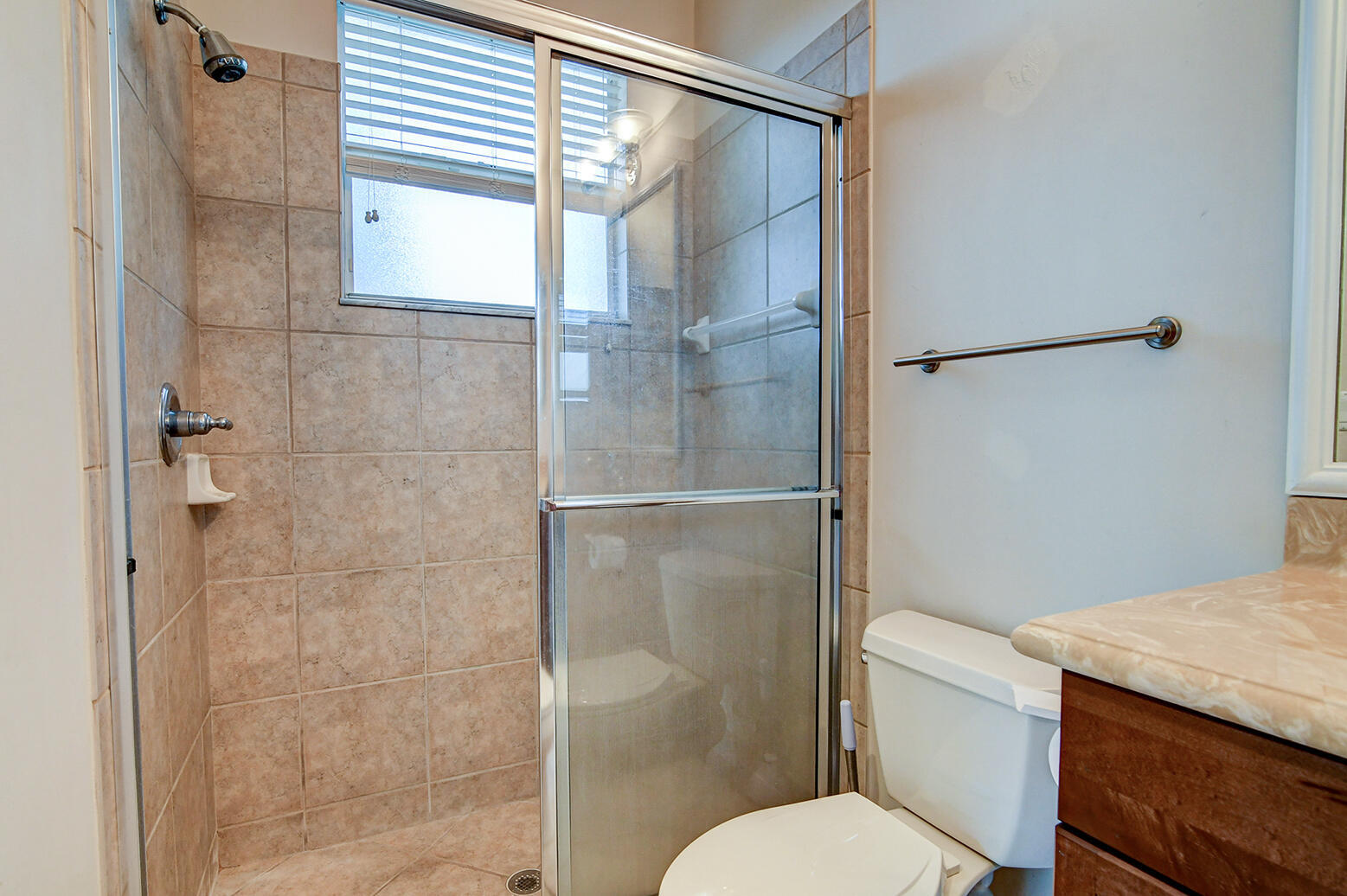 WELLINGTON VIEW - Residential Lease
