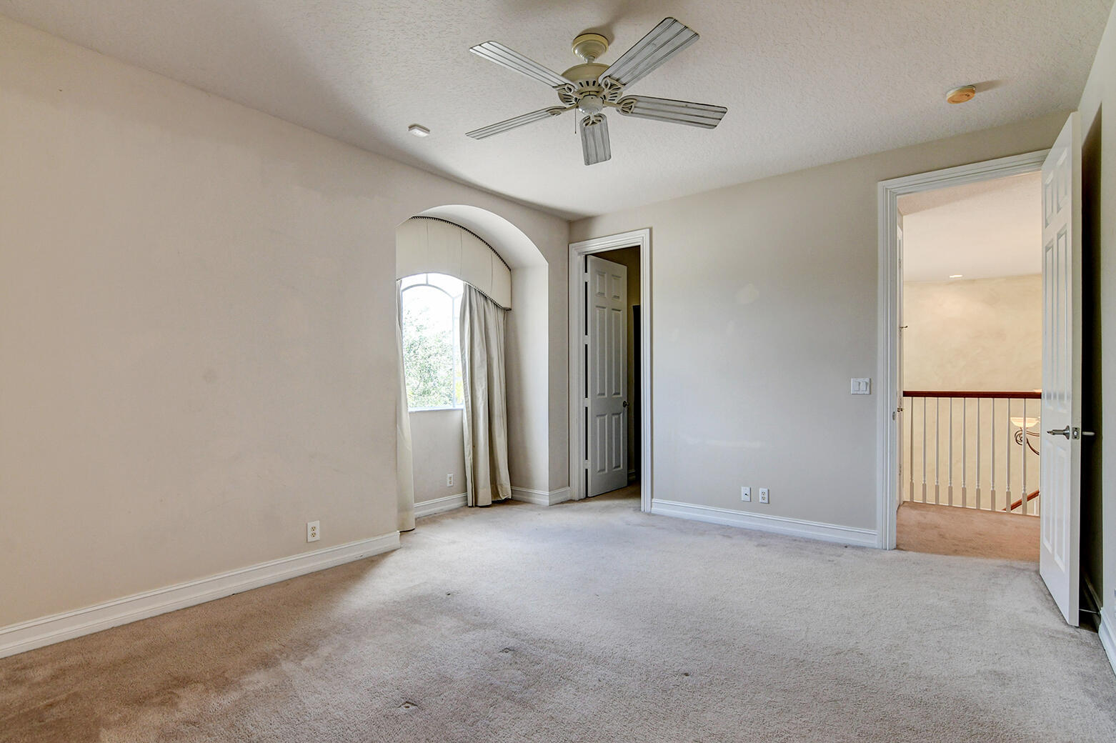WELLINGTON VIEW - Residential Lease