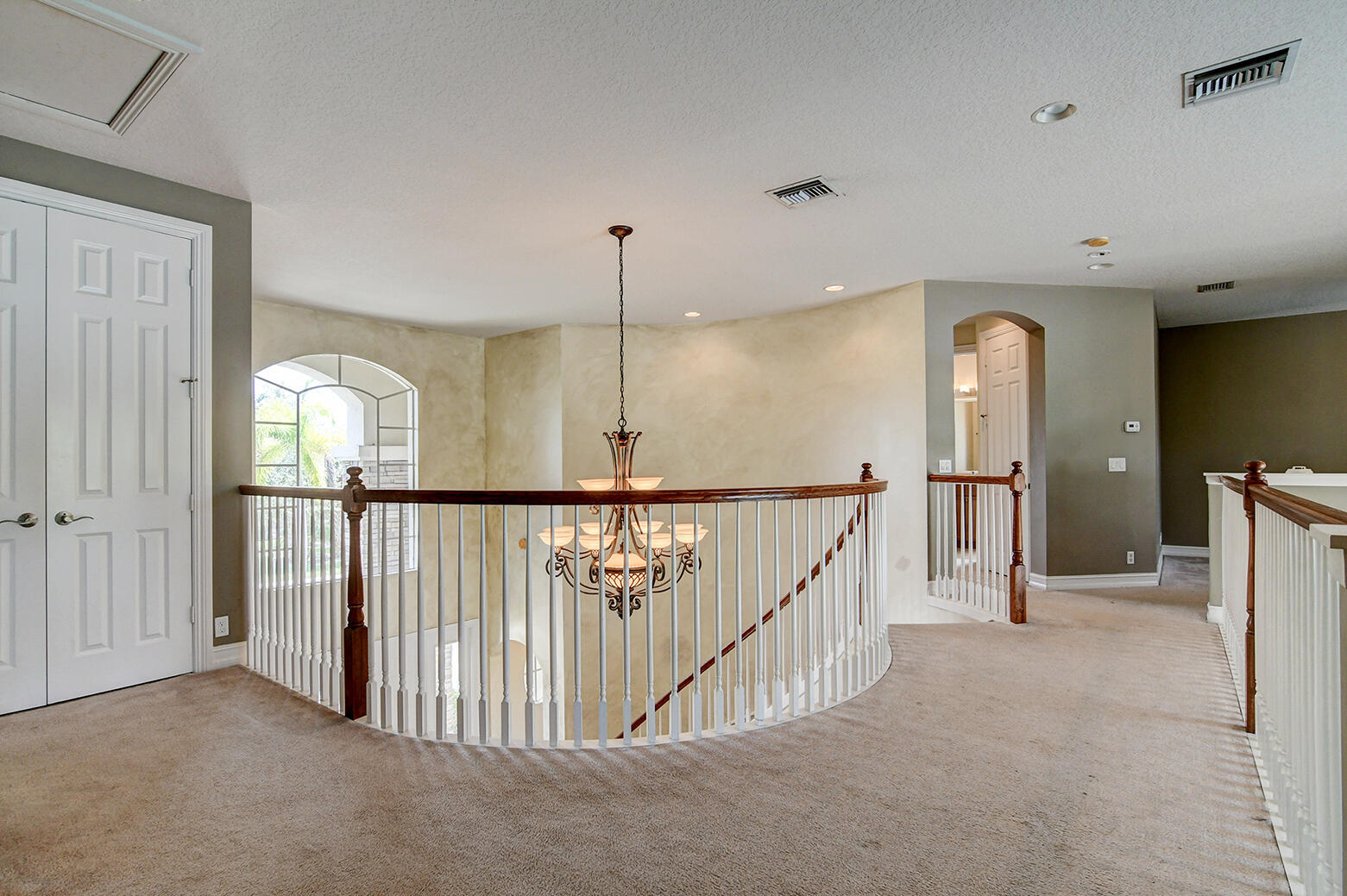WELLINGTON VIEW - Residential Lease