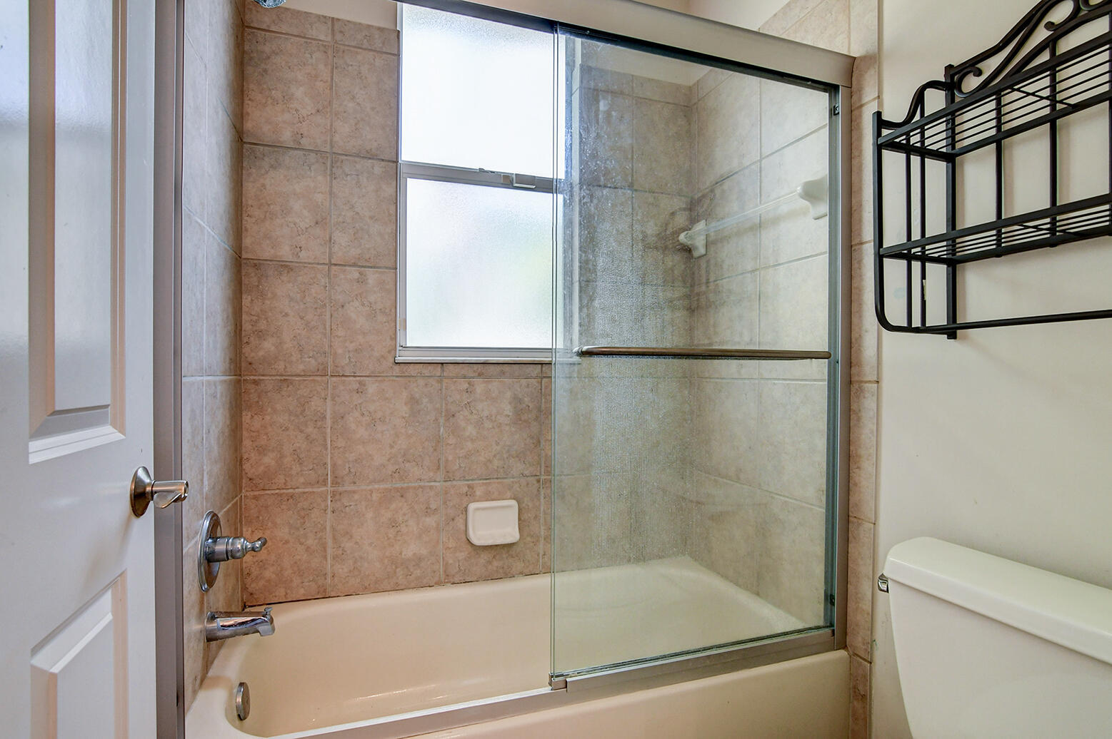 WELLINGTON VIEW - Residential Lease