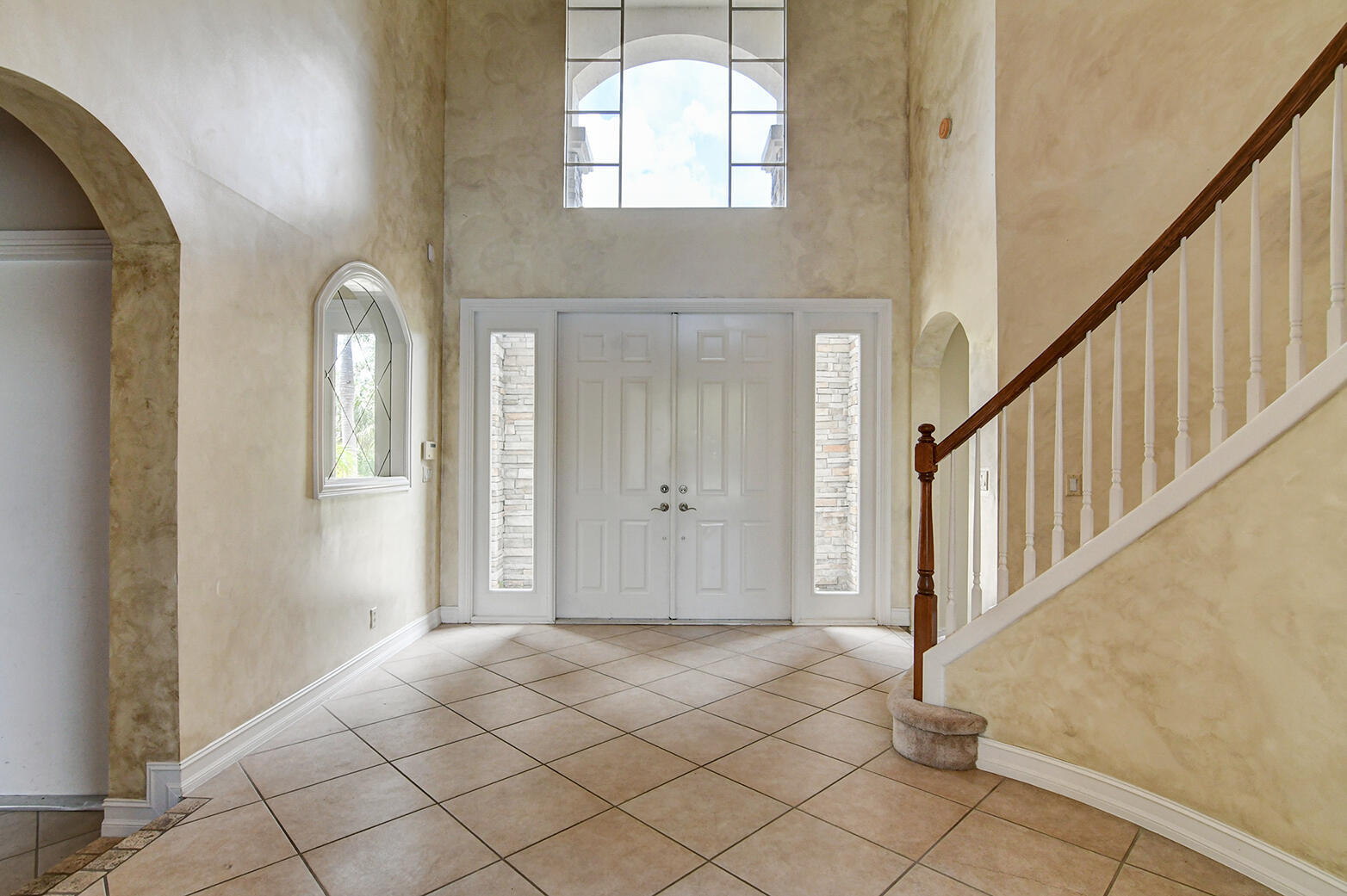 WELLINGTON VIEW - Residential Lease