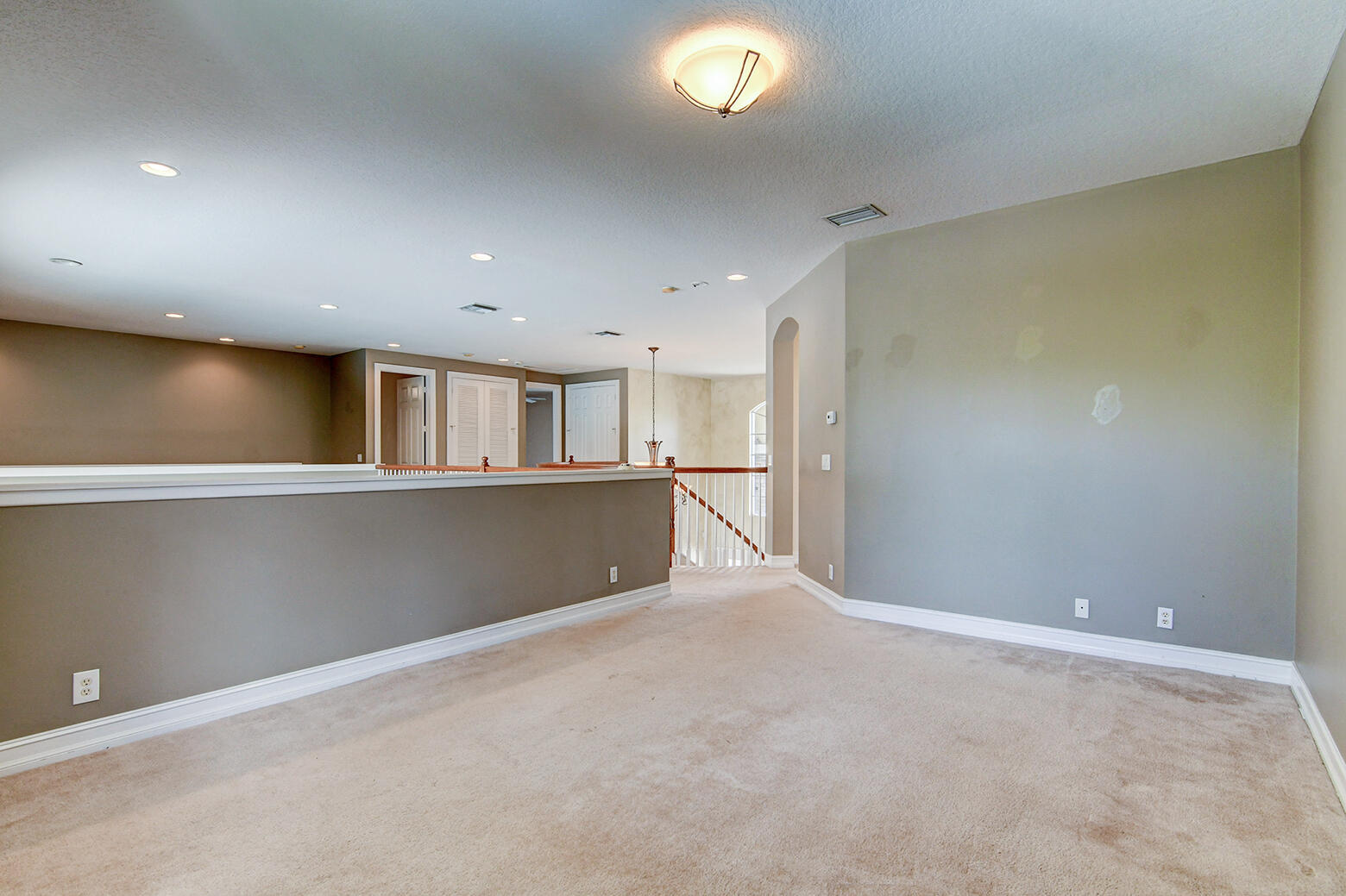 WELLINGTON VIEW - Residential Lease