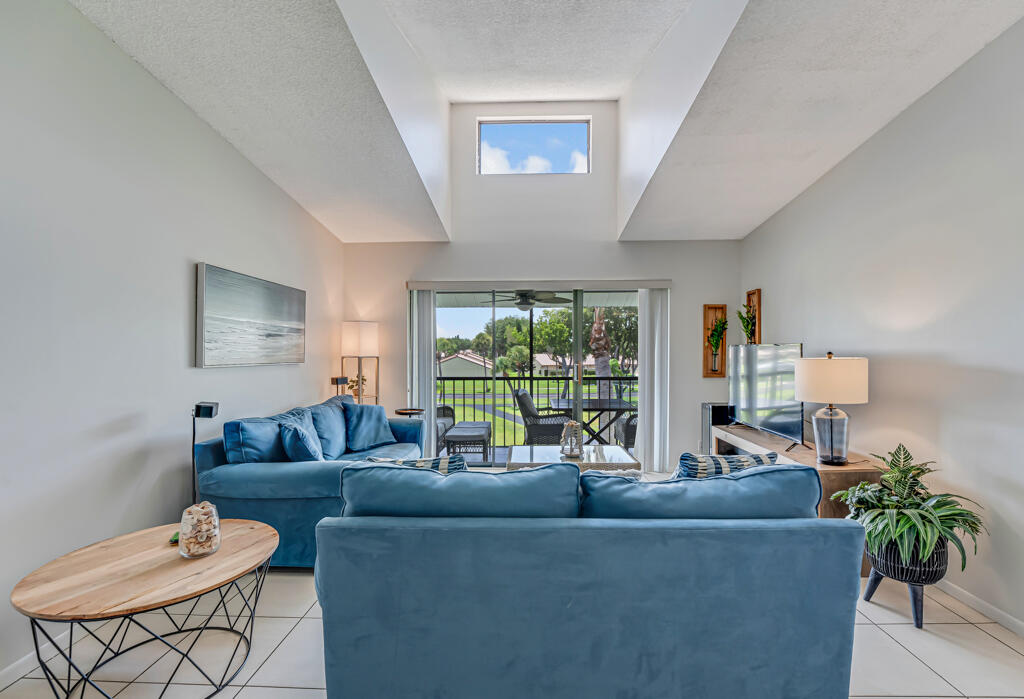 PALM CLUB VILLAGE II CONDO - Residential