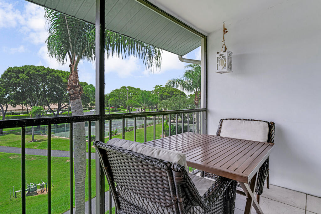 PALM CLUB VILLAGE II CONDO - Residential