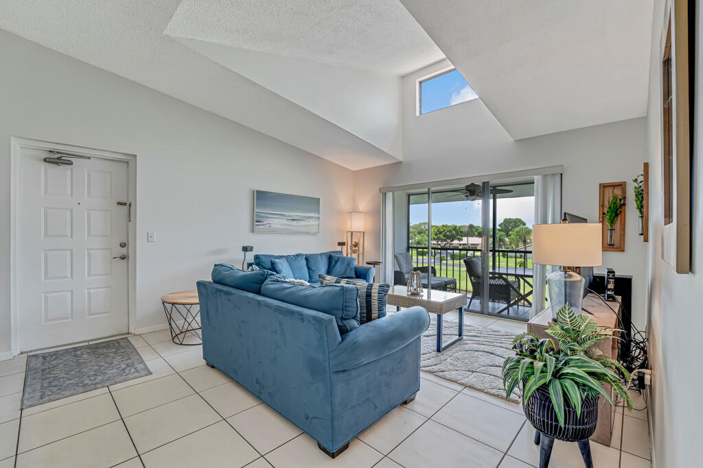 PALM CLUB VILLAGE II CONDO - Residential